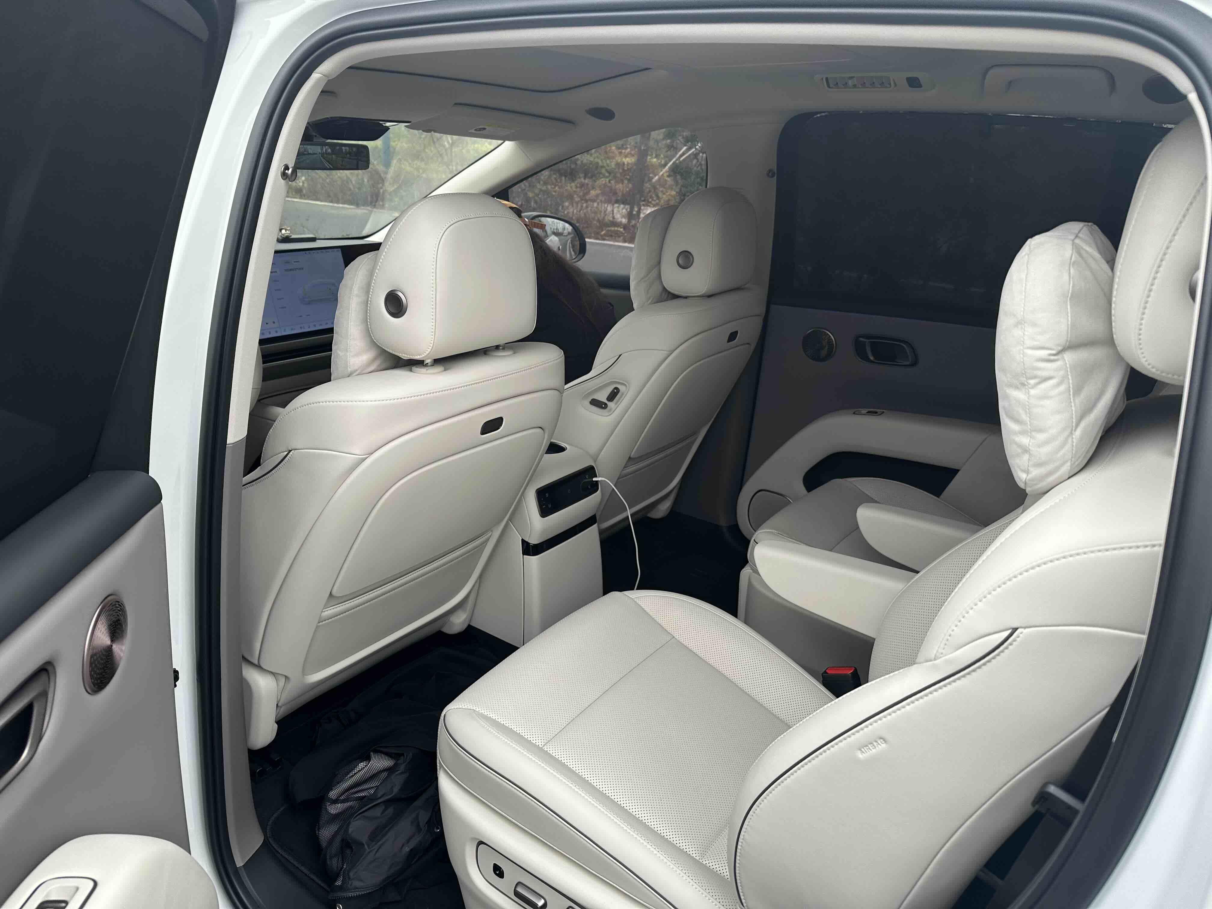 理想汽车 理想i6 2025 汽车图片 #5