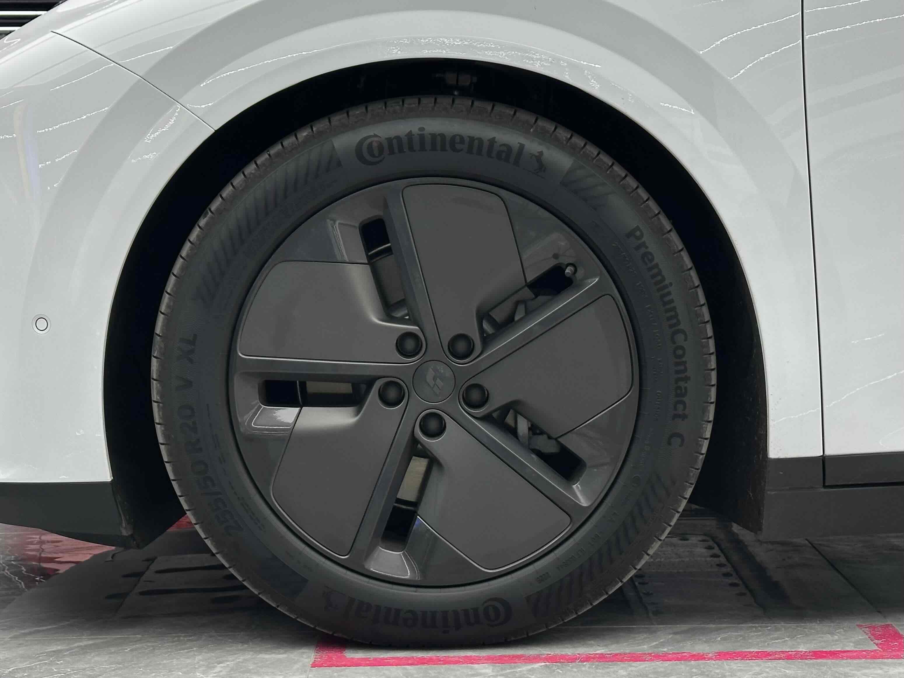 理想汽车 理想i6 2025 汽车图片 #5