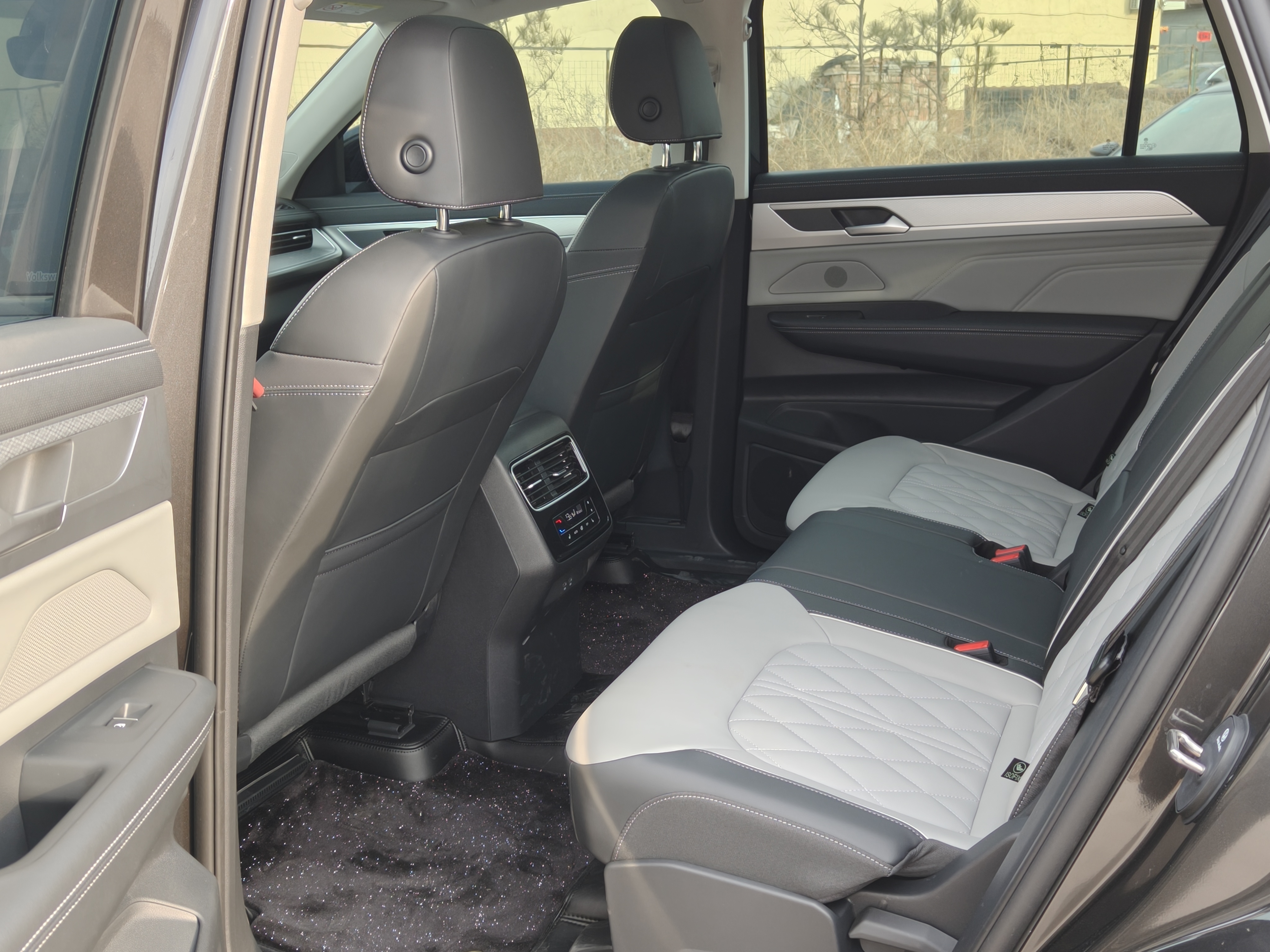 Volkswagen Tavendor 2025 car image #5