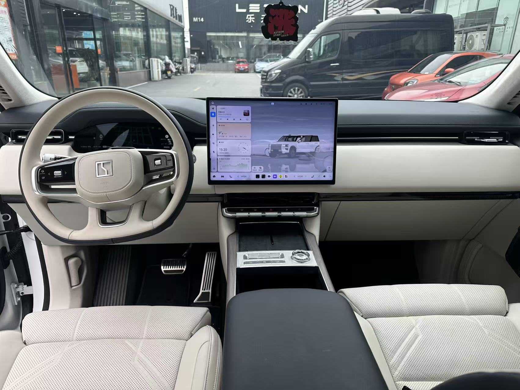 Zeekr 9X 2025 #5 Zeekr 9X 2025 car image #5