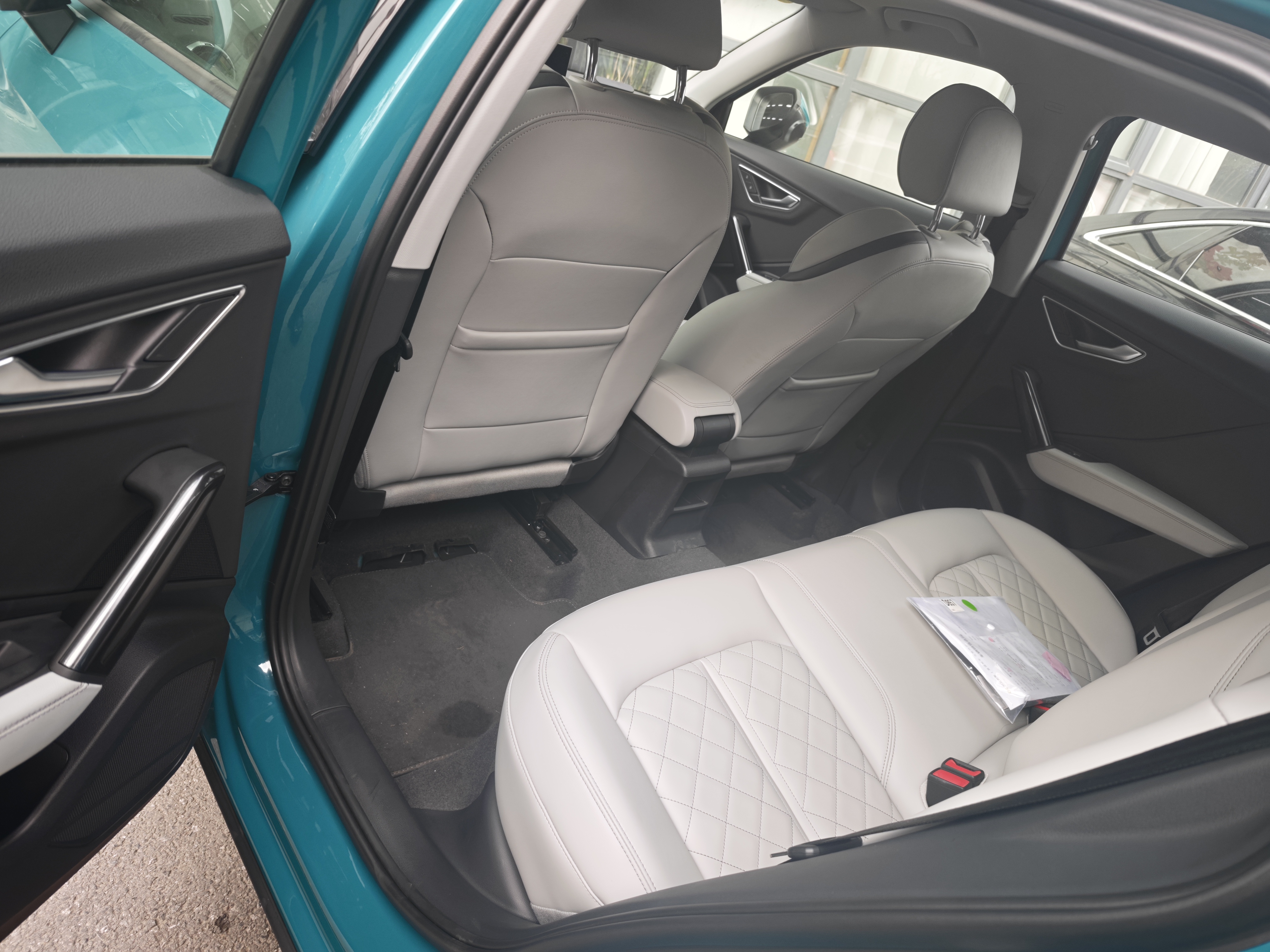 Q2L 2025 car image #5