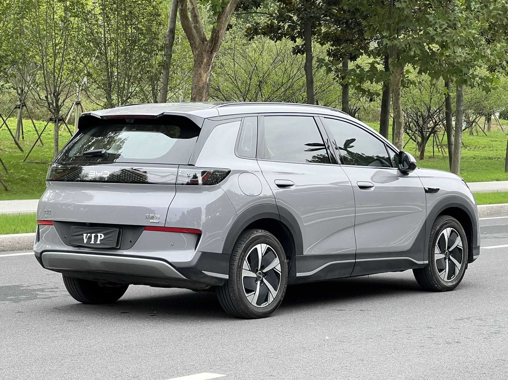 BYD Sea Lion 05 EV 2025 car image #5