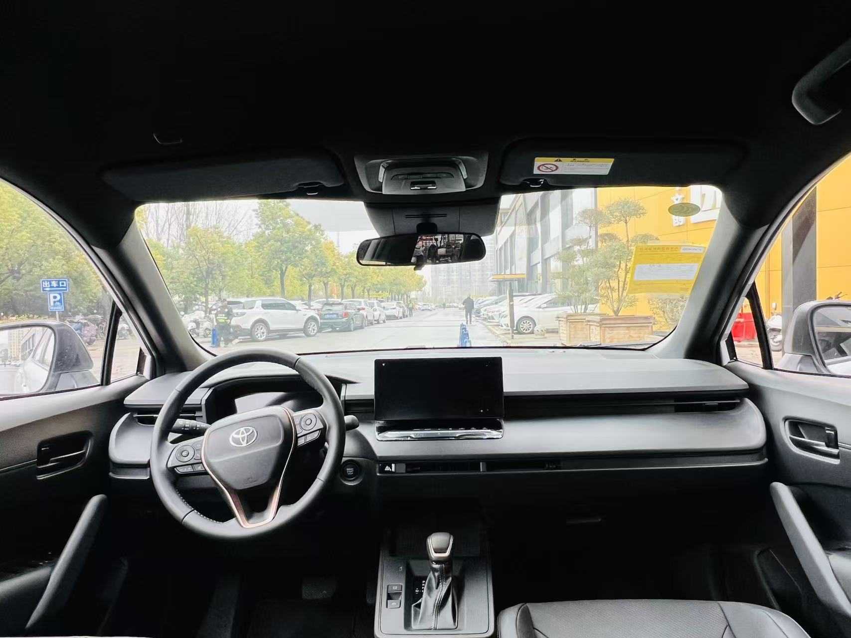 丰田 锋兰达 2025 汽车图片 #5