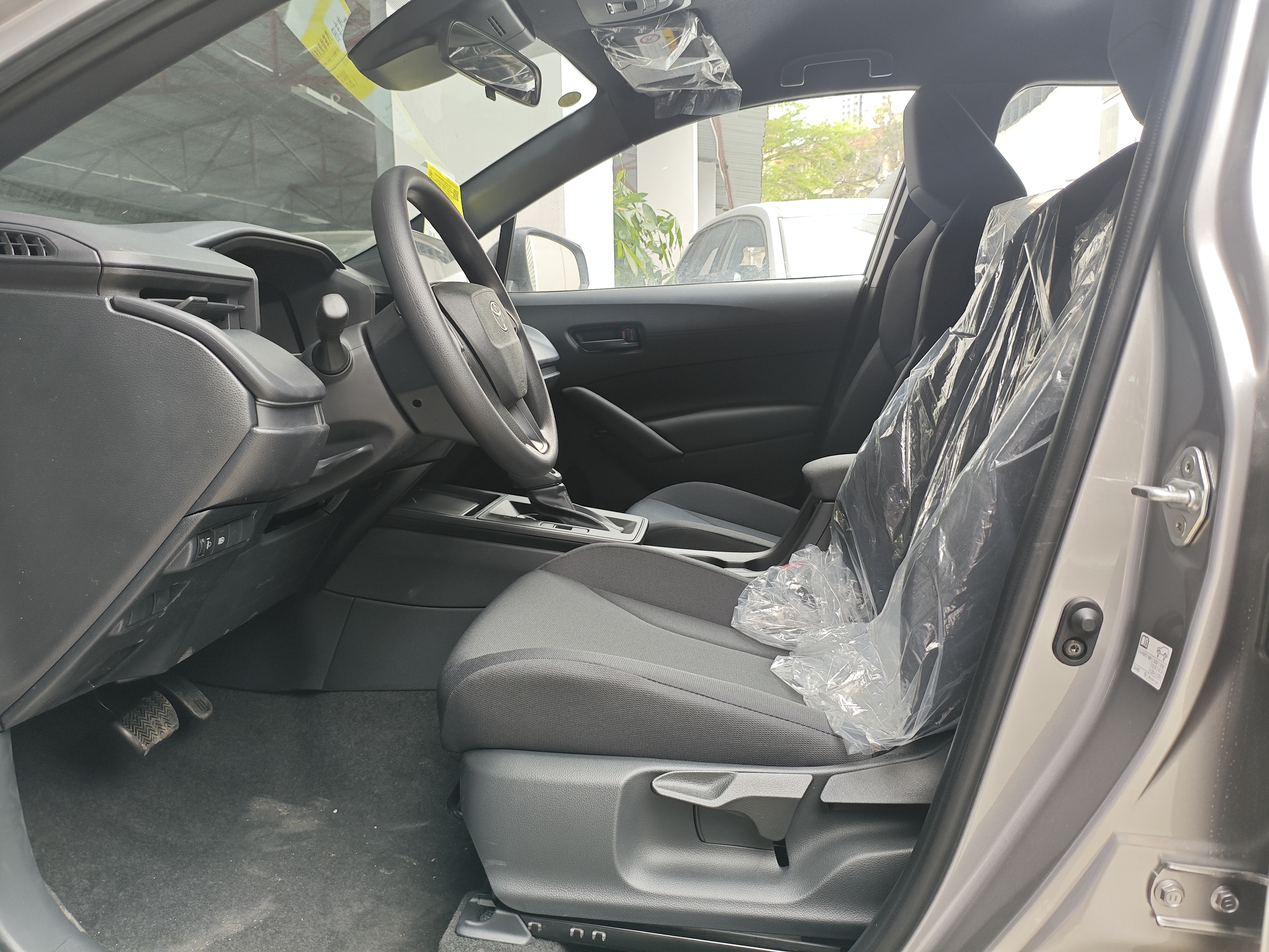 Toyota Corolla Cross 2026 car image #5