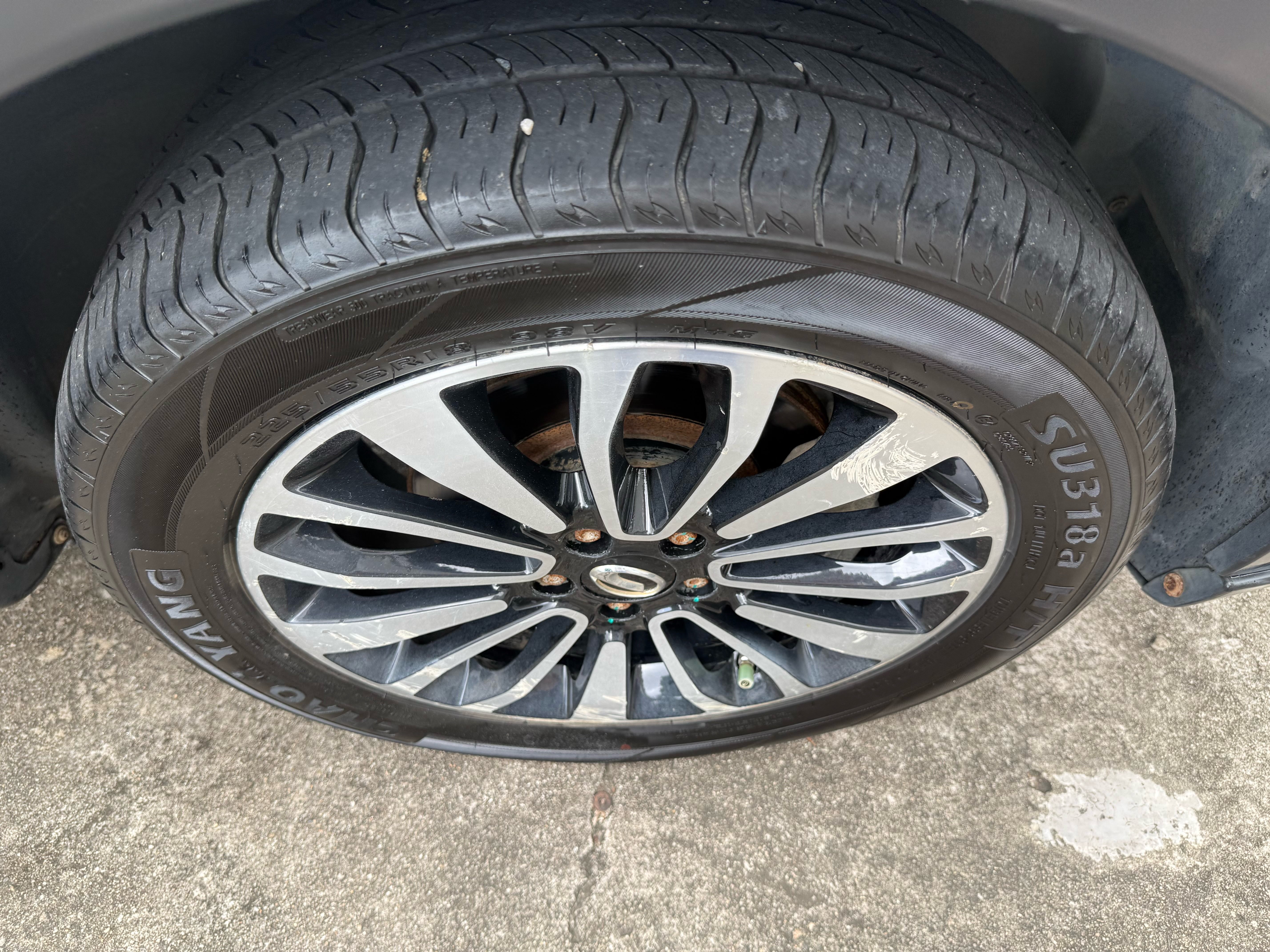 GAC Trumpchi GS5 Super 2015 #5 GAC Trumpchi GS5 Super 2015 car image #5