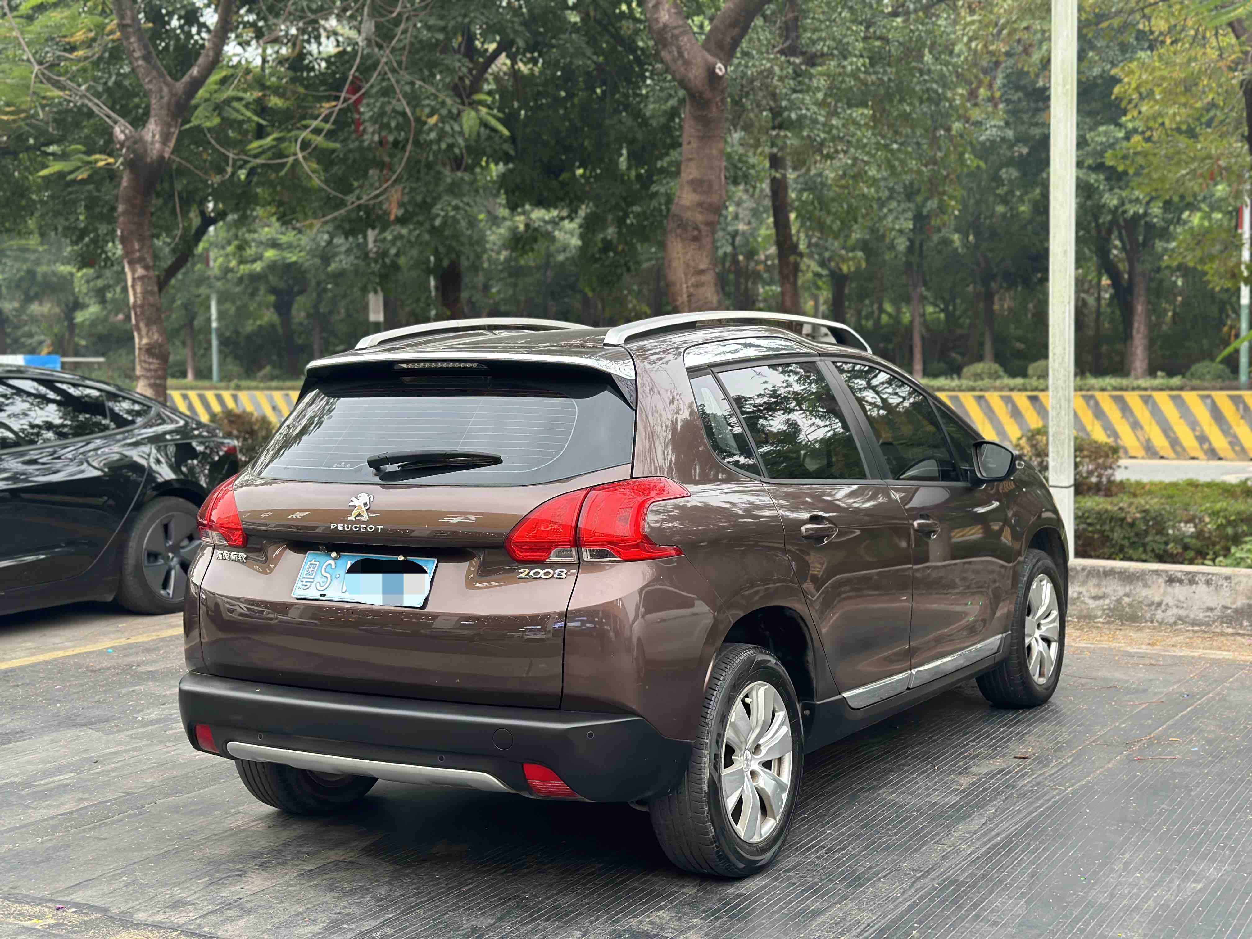 Peugeot 2008 2016 car image #5