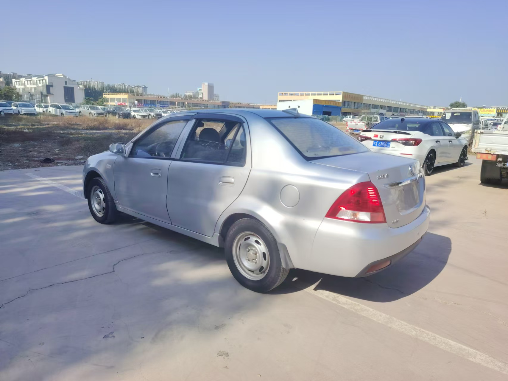 GEELY SC3 2013 car image #5