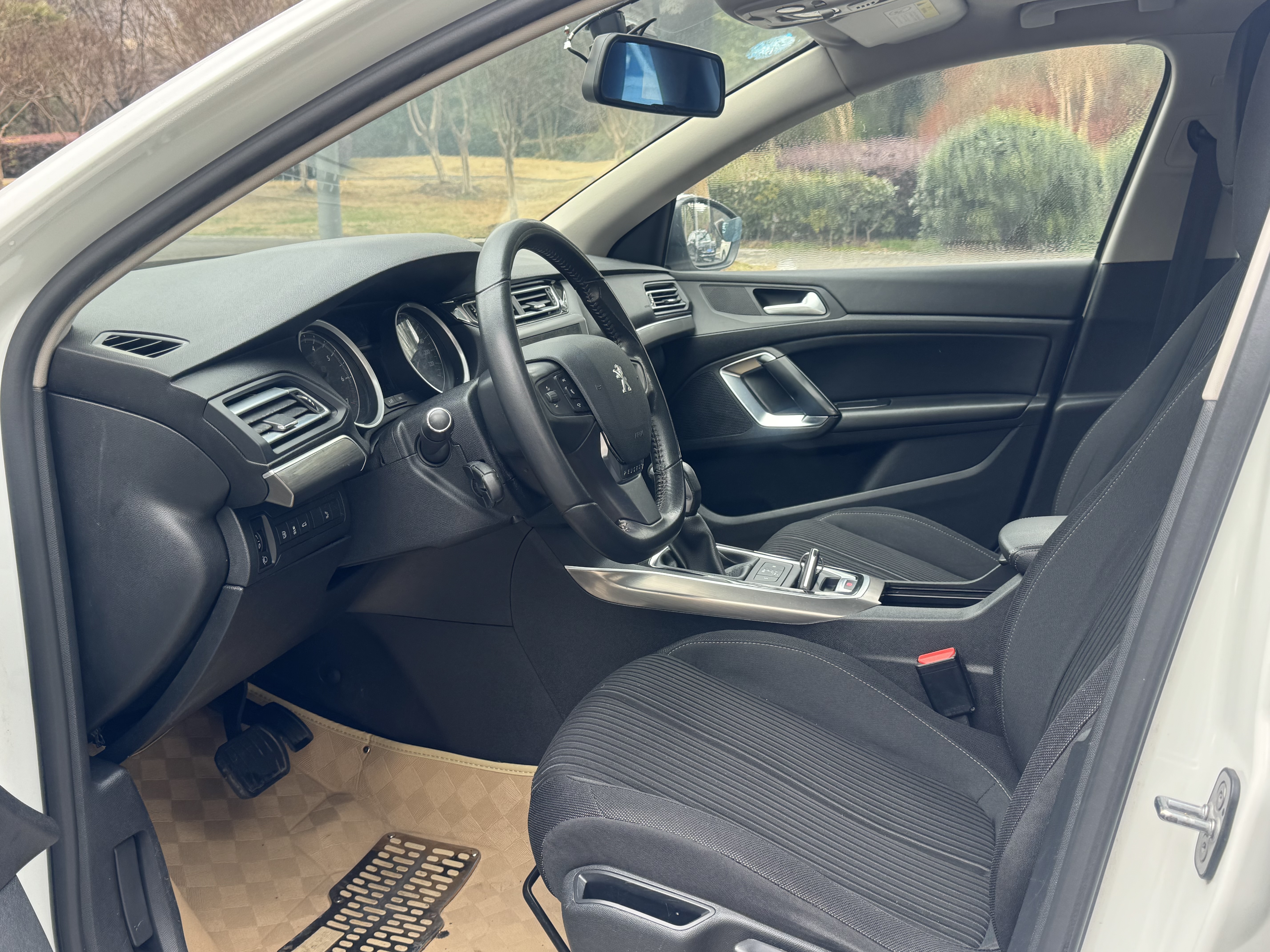 Peugeot 408 2016 #5 Peugeot 408 2016 car image #5