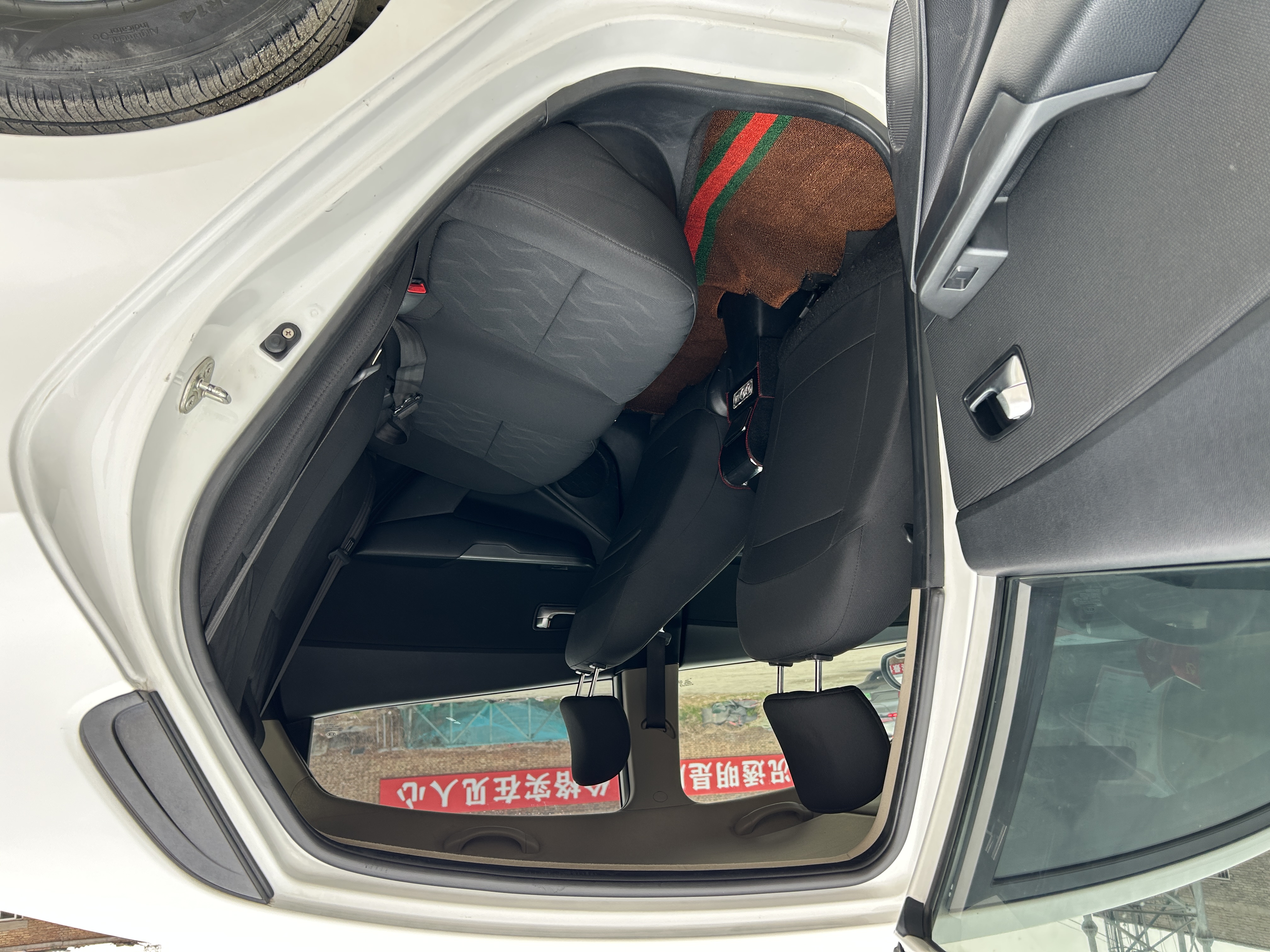 起亚 起亚K2 2015 汽车图片 #5