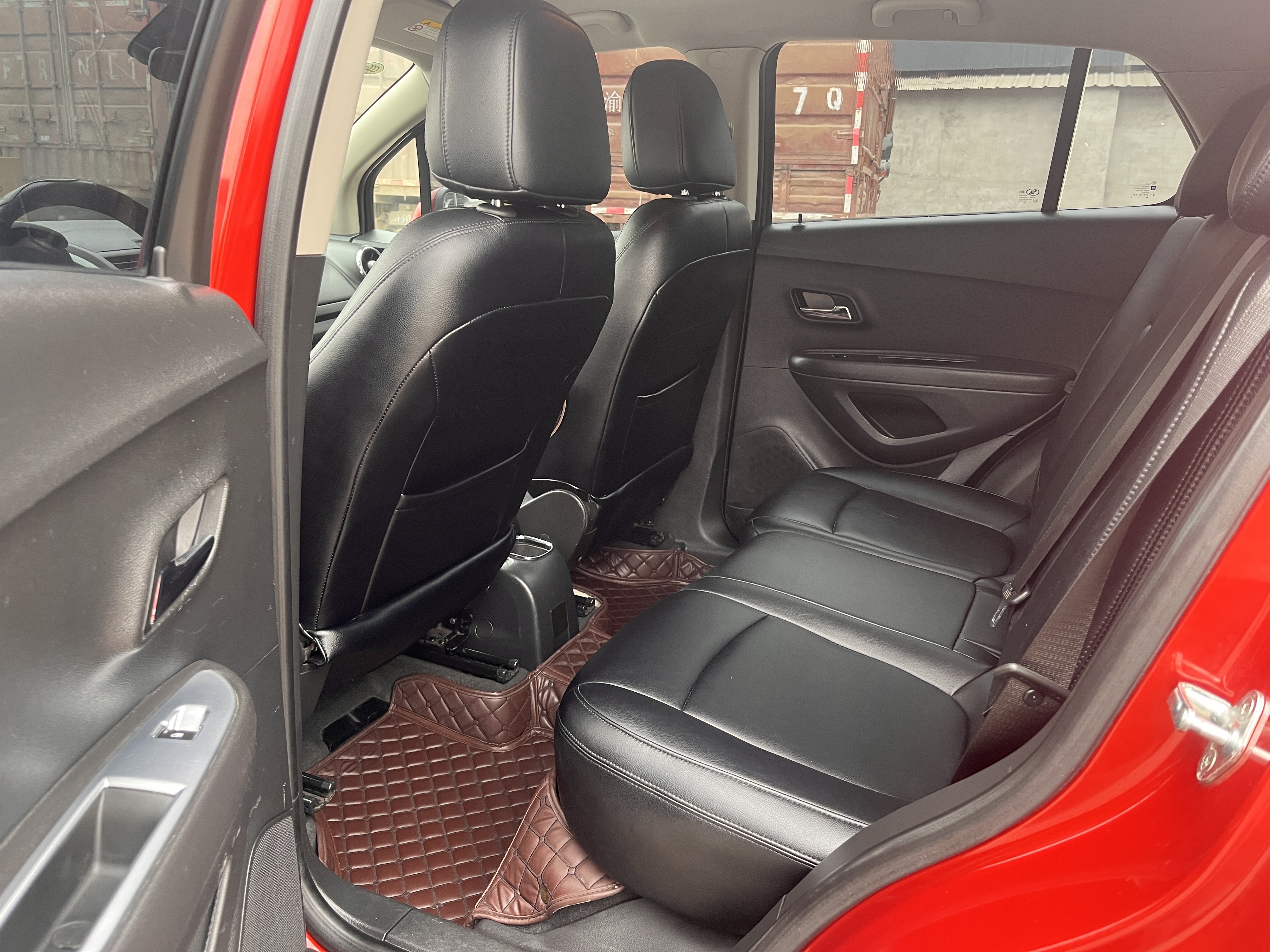 Chevrolet Tracker 2014 car image #5