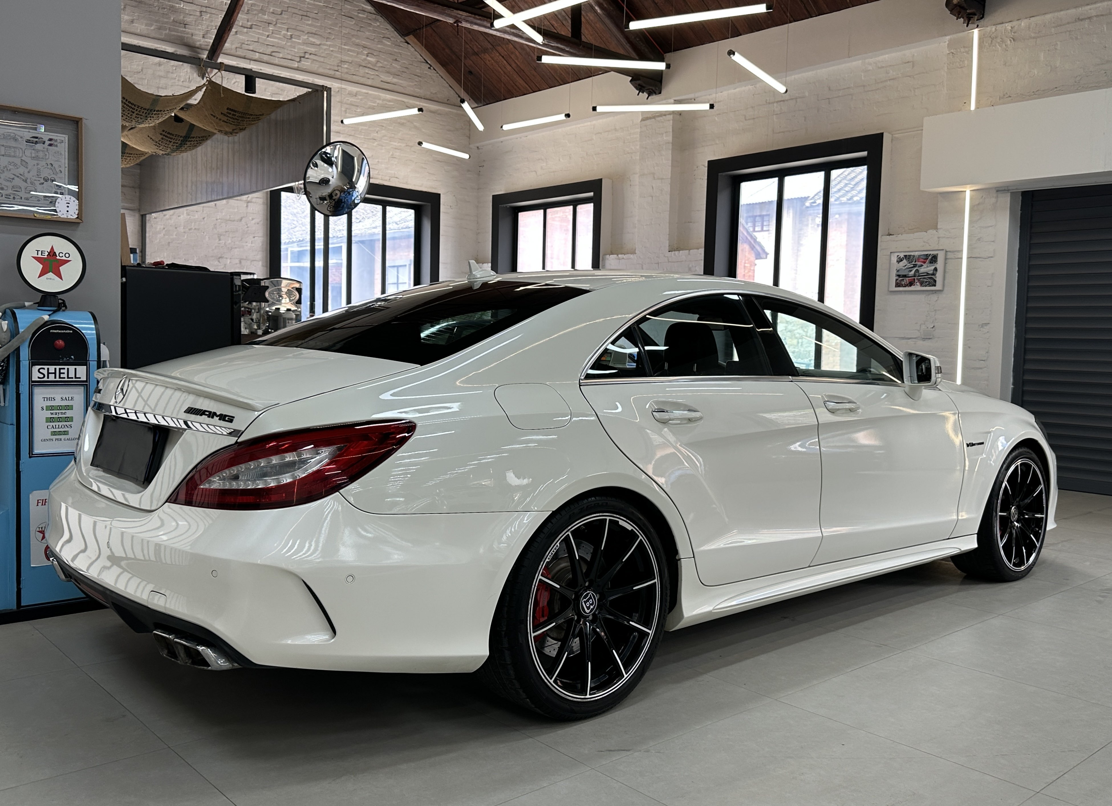 Mercedes-Benz CLS AMG 2017 car image #5