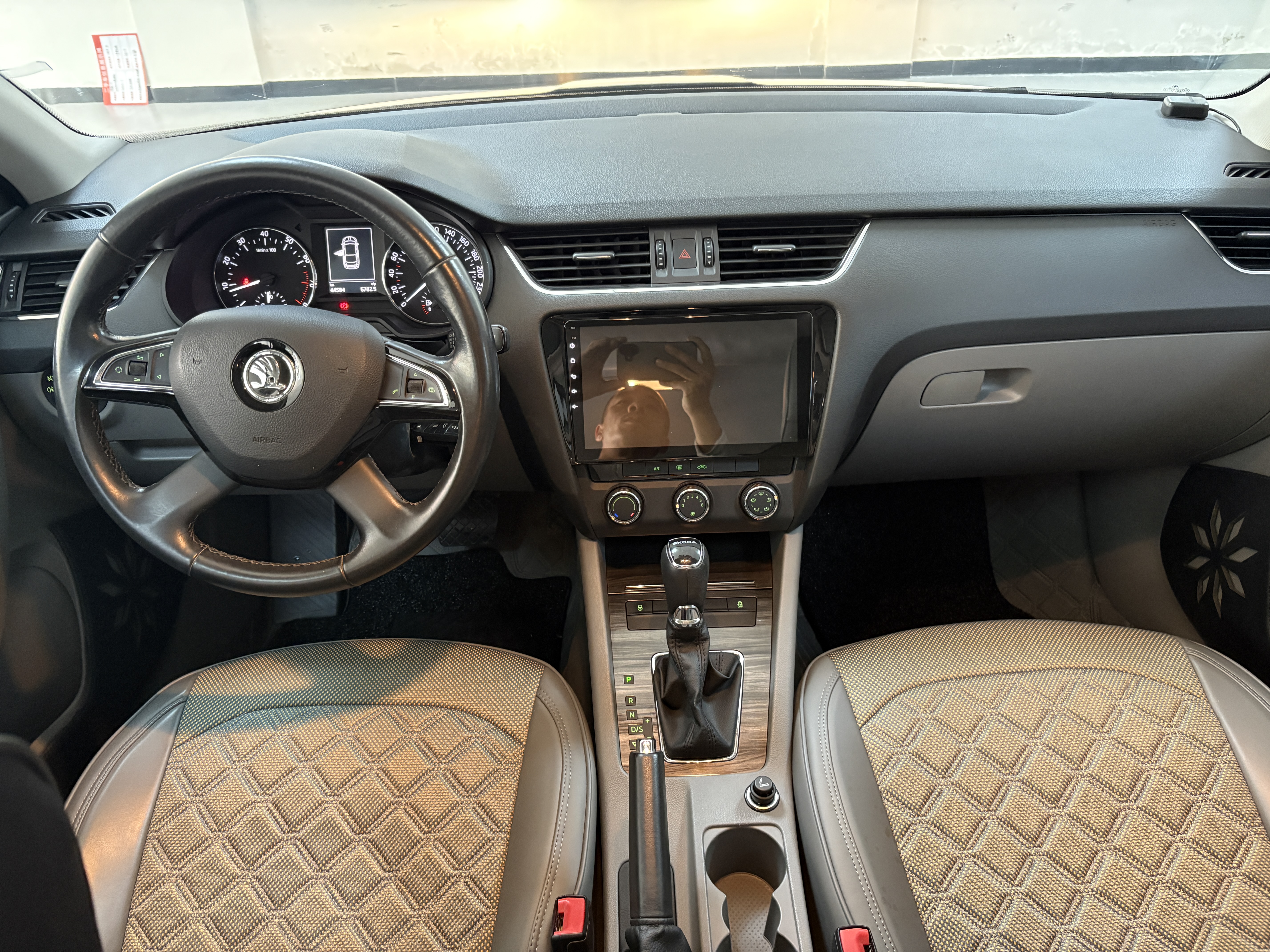 Skoda Octavia 2015 imagem de carro #5