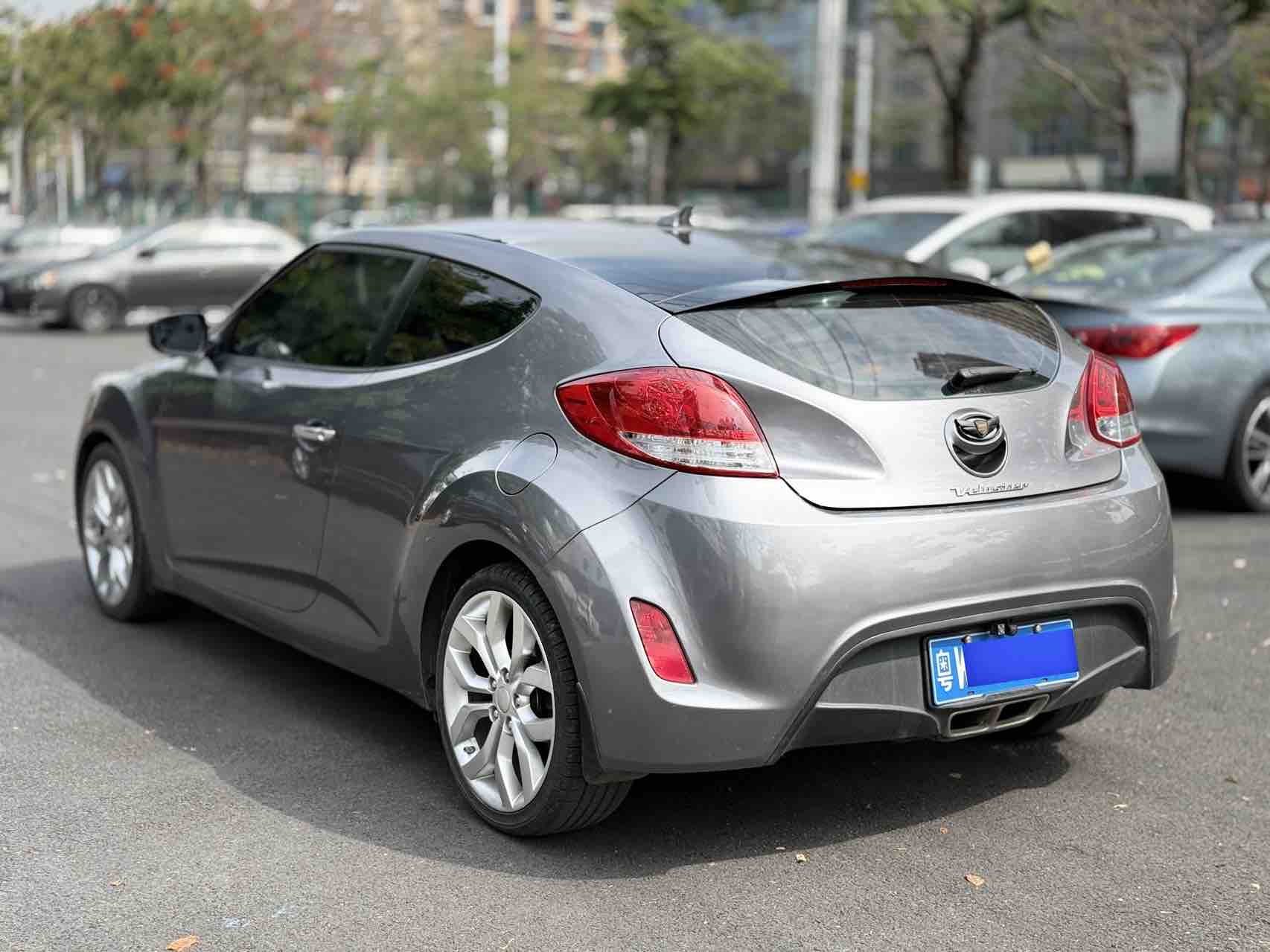 Hyundai Veloster 2012 #5 Hyundai Veloster 2012 car image #5