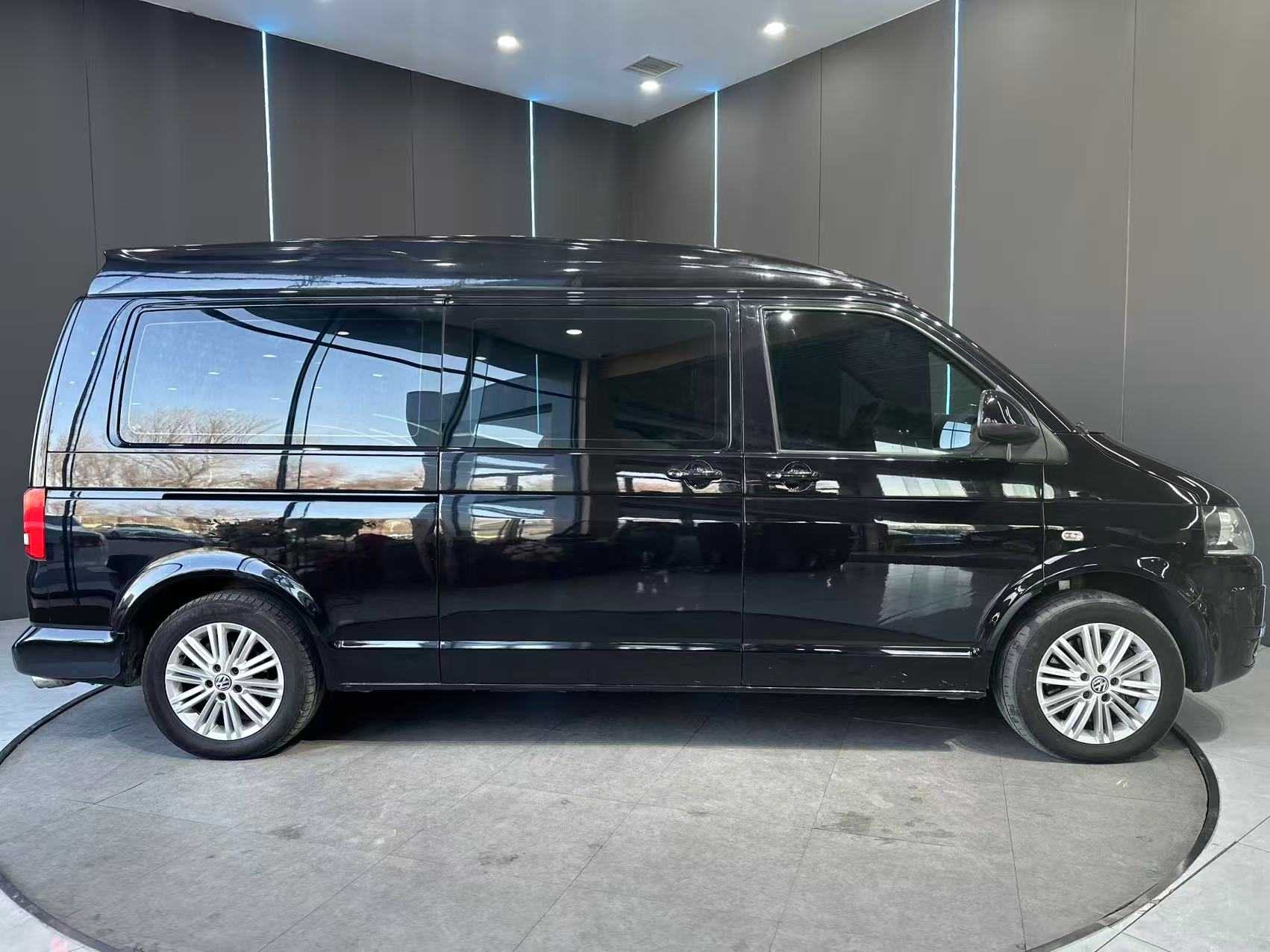 Volkswagen Caravelle 2016 car image #5