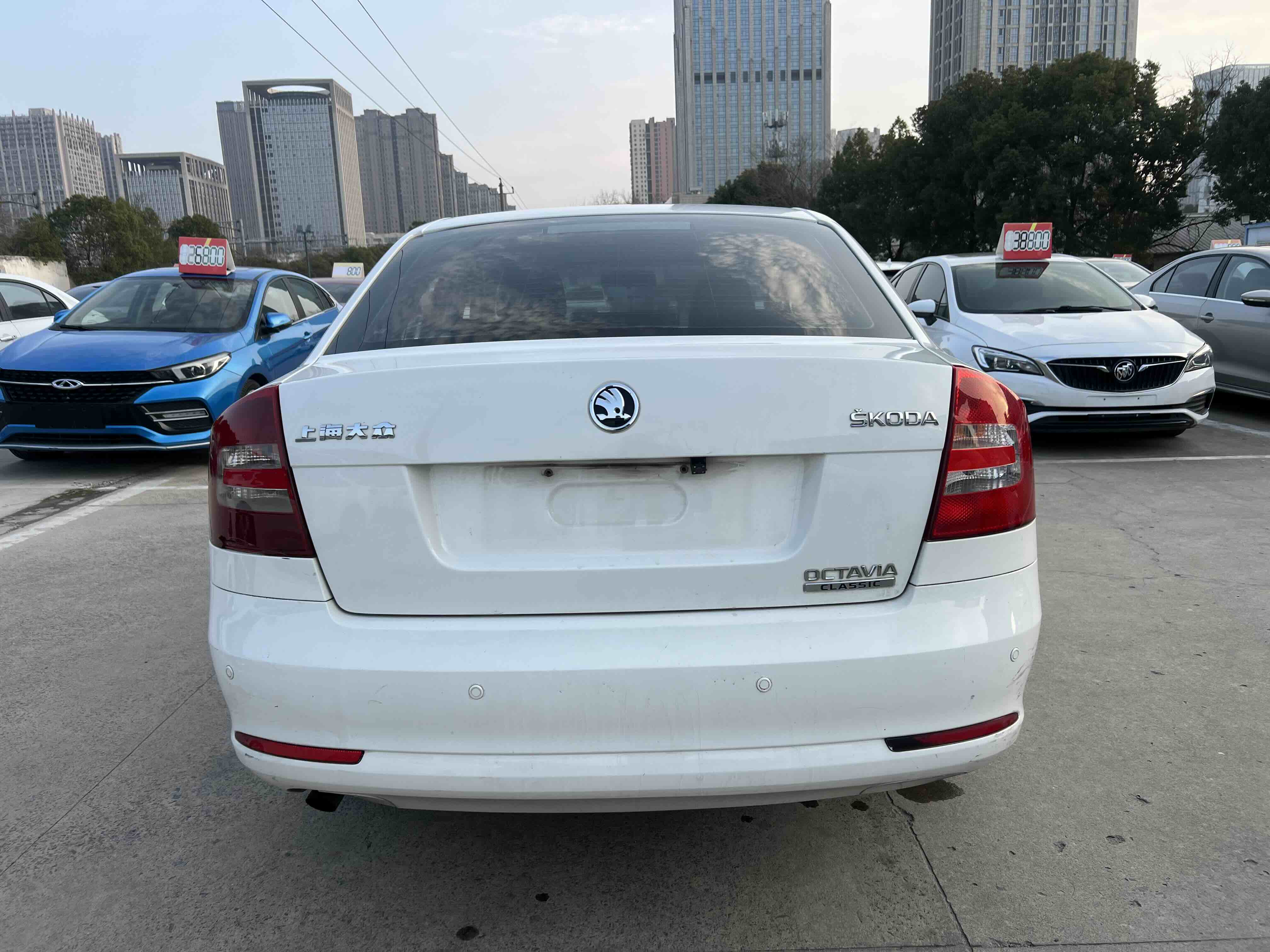 Skoda Octavia 2015 car image #5