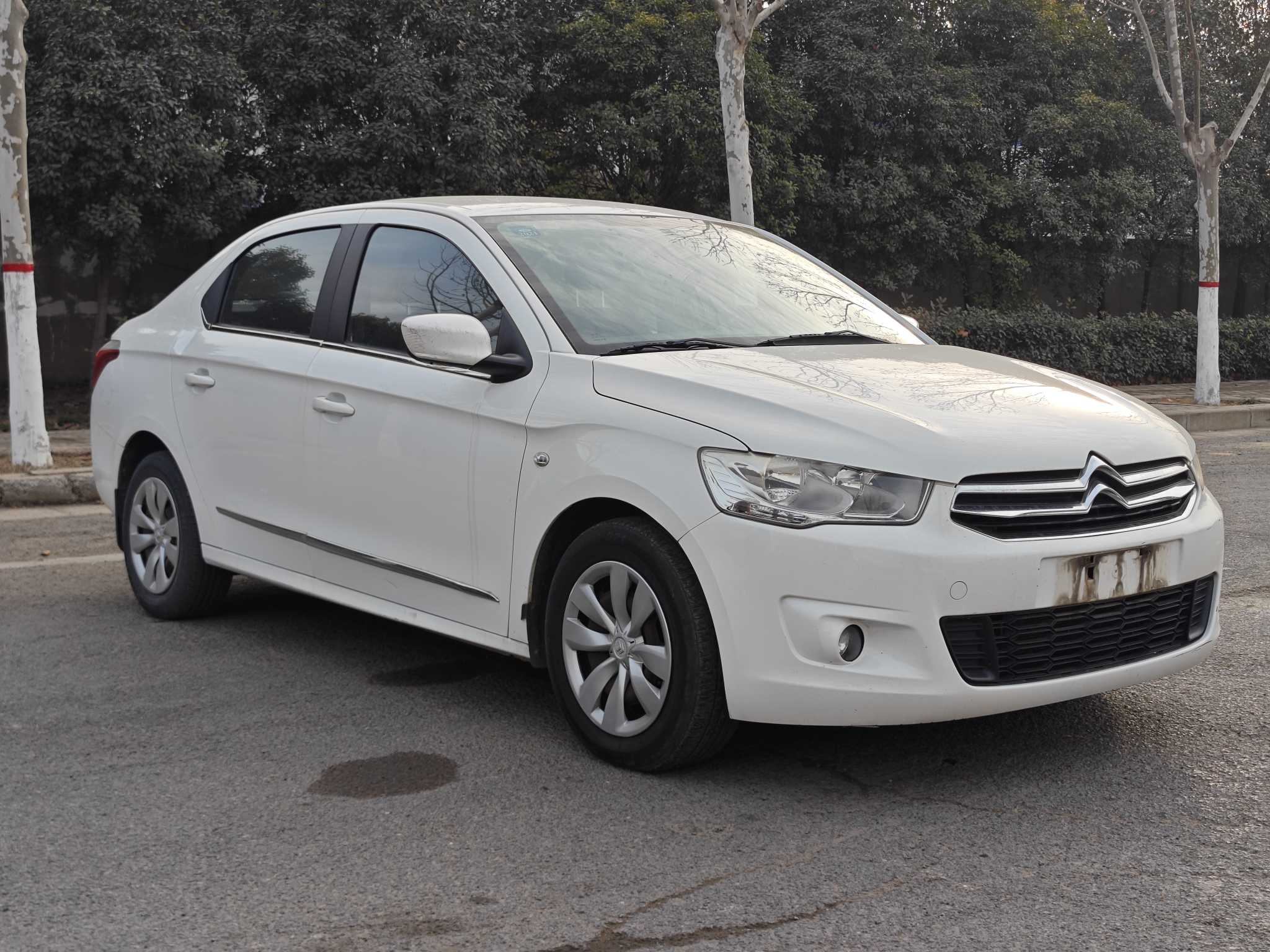 Citroen C-Elysée 2015 #5 Citroen C-Elysée 2015 immagine di auto #5