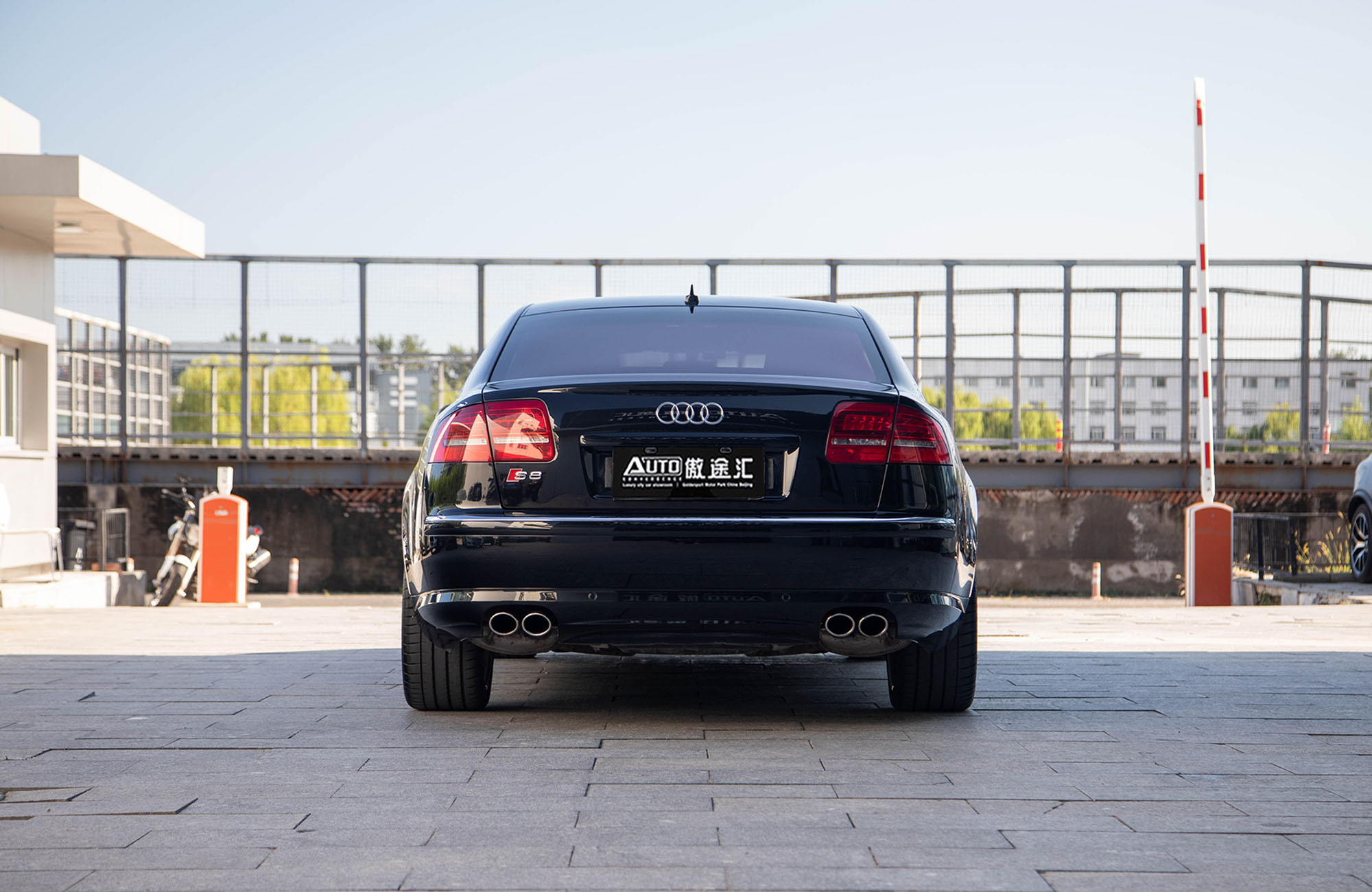 Audi S8 2009 #5 Audi S8 2009 car image #5