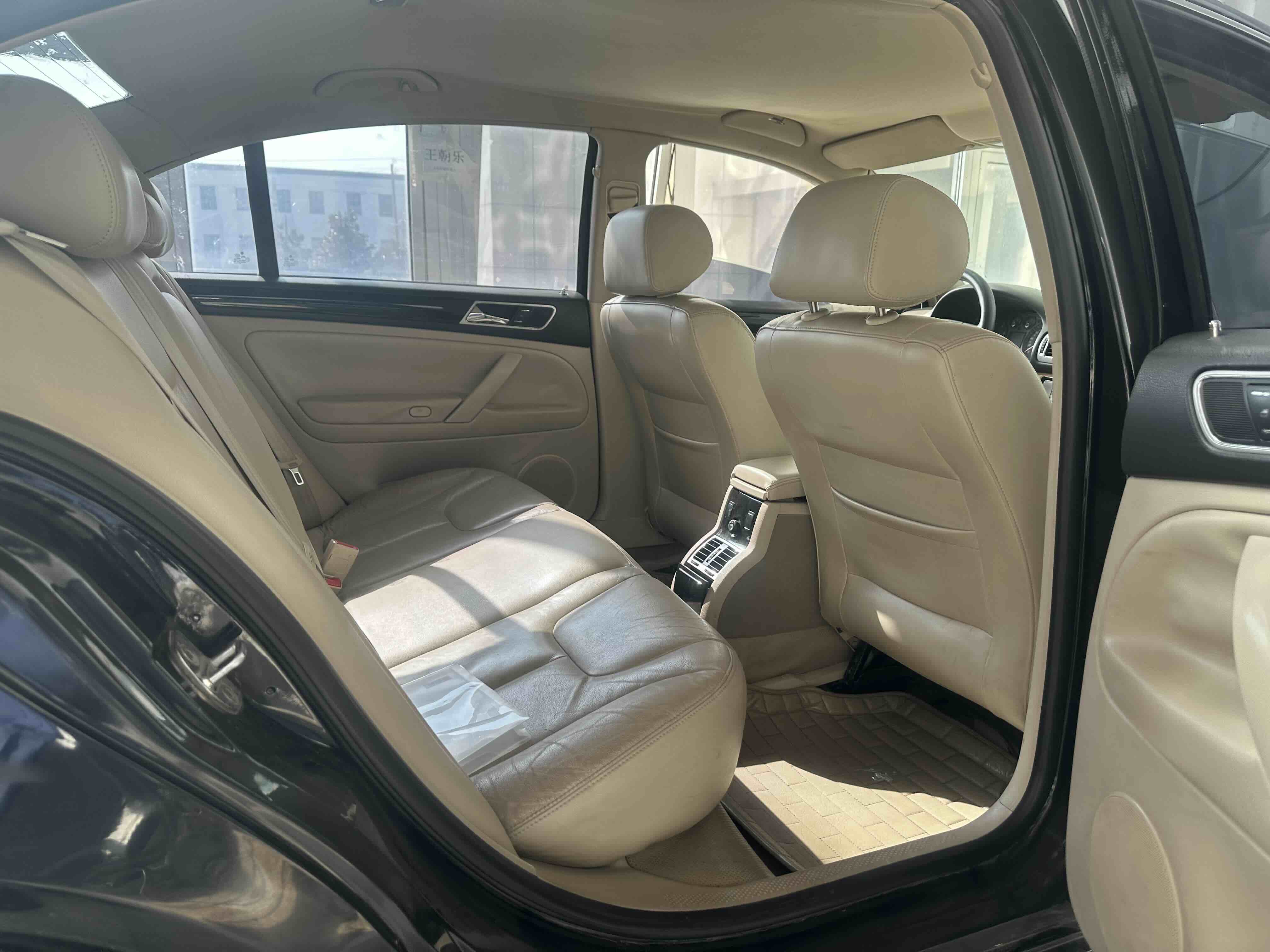 Volkswagen Passat Lingyu 2011 car image #5