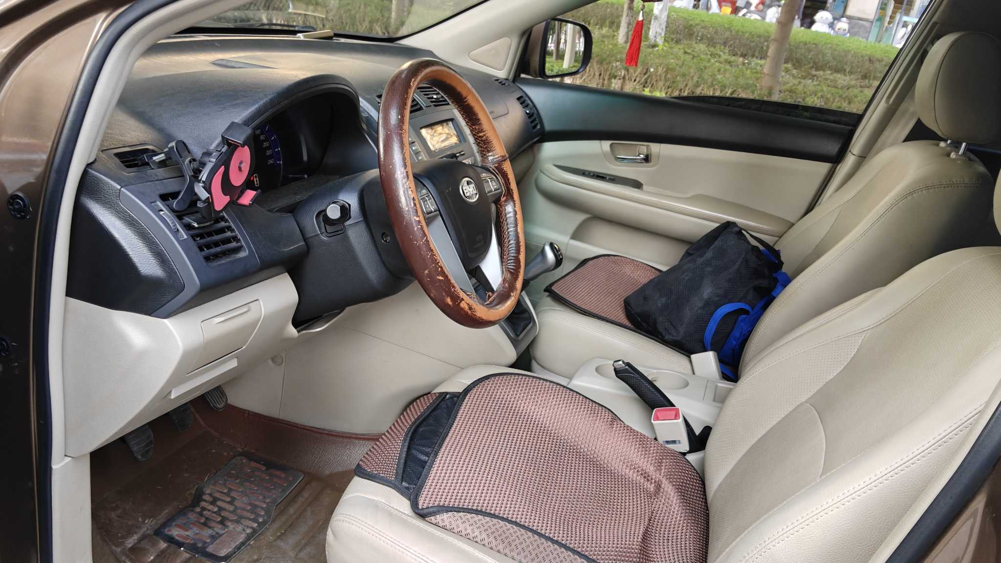 BYD S6 2015 car image #5