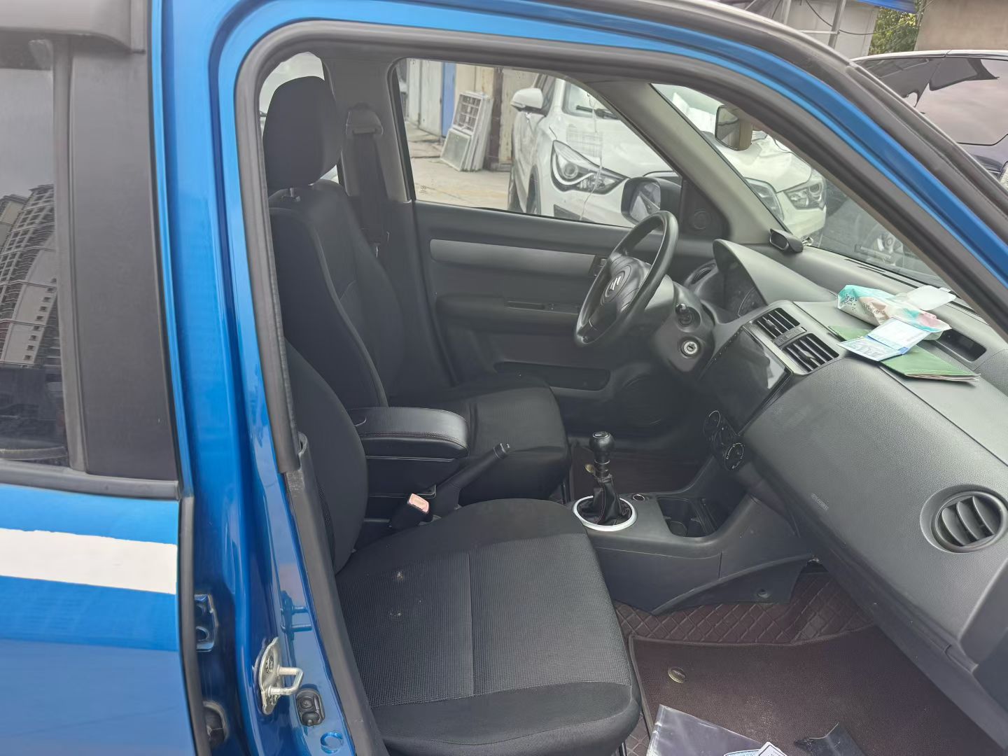 铃木 雨燕 2012 汽车图片 #5