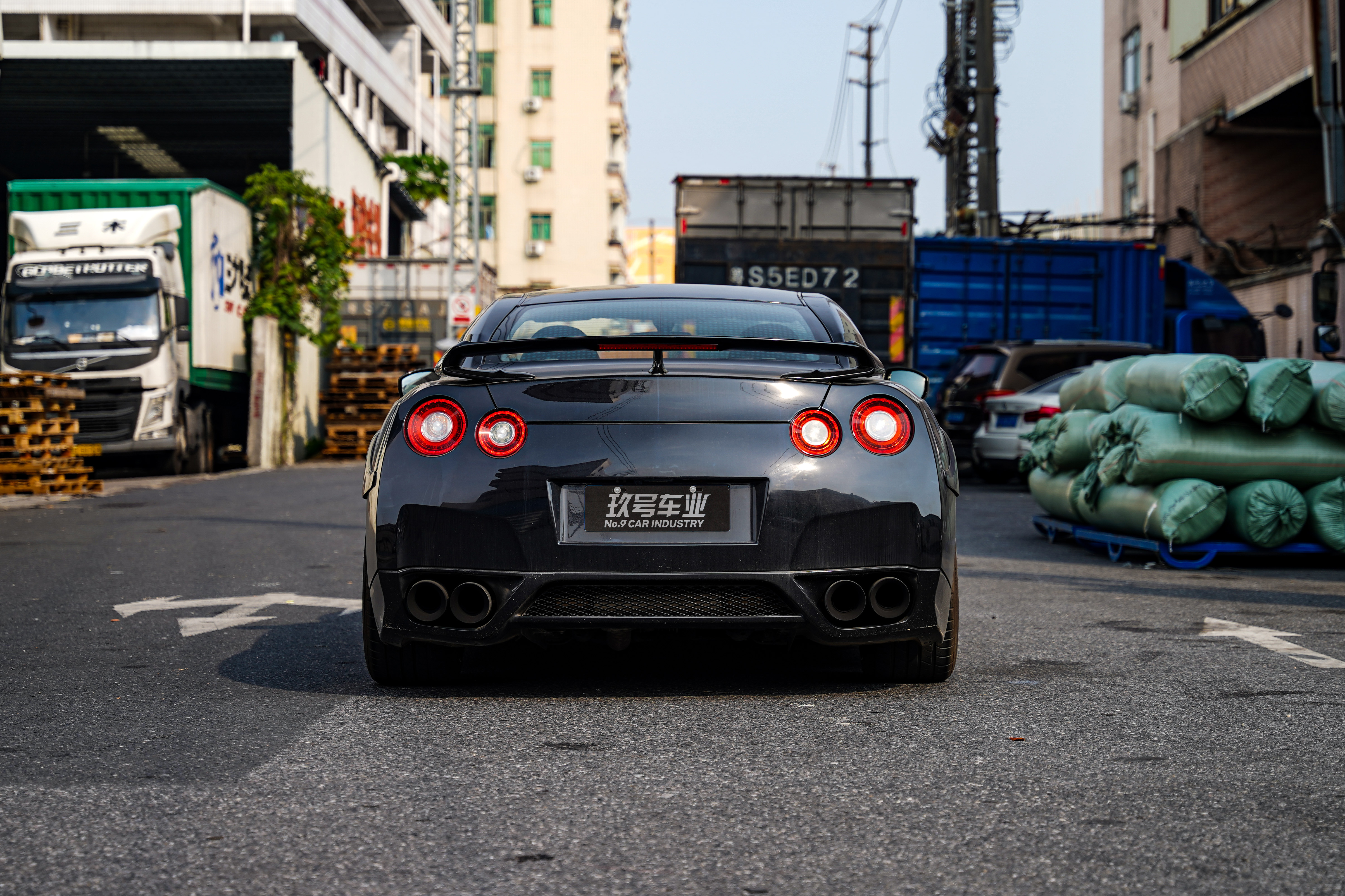 日产 日产GT-R 2010 汽车图片 #5