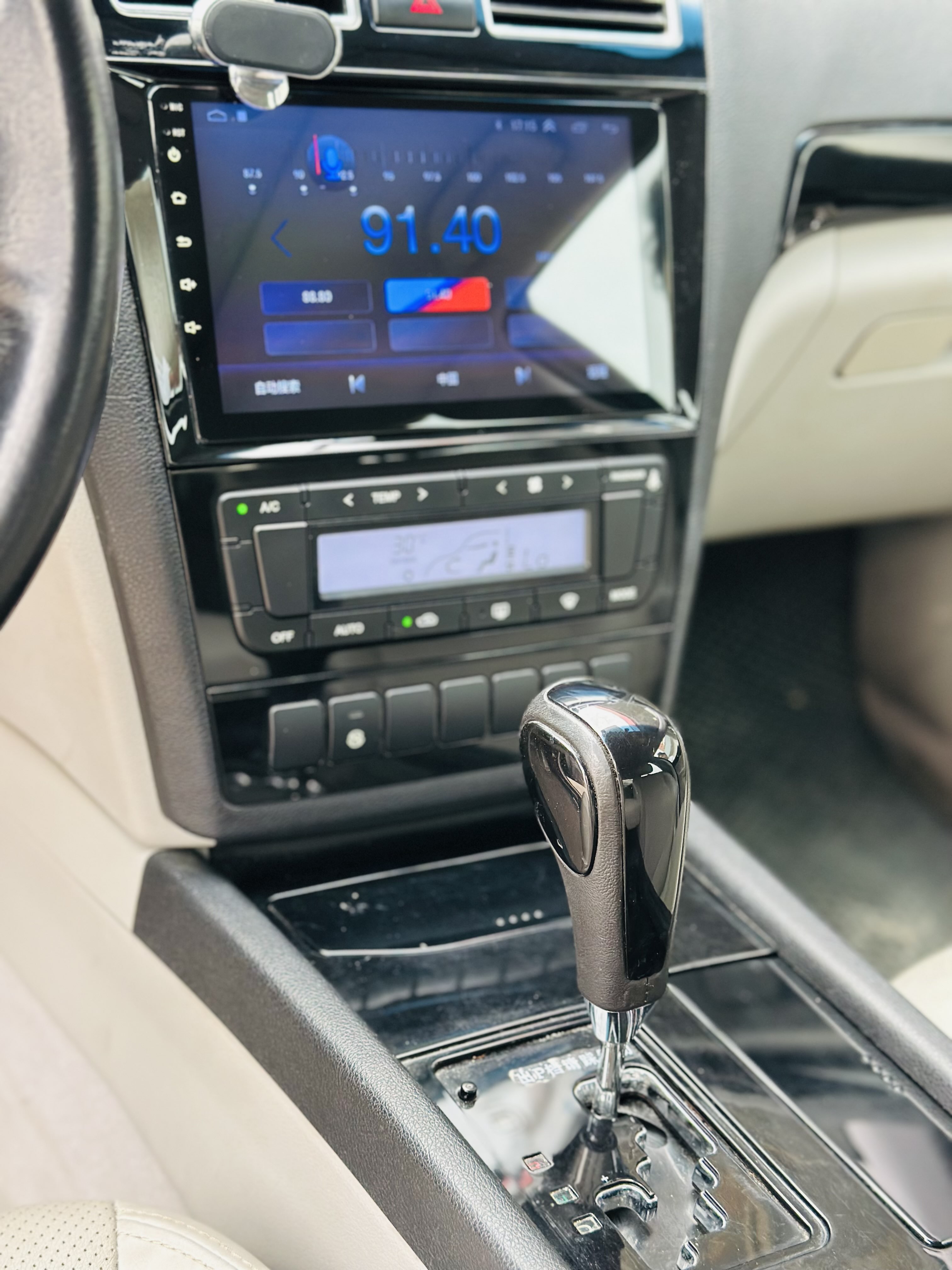 GEELY EC8 2014 car image #5