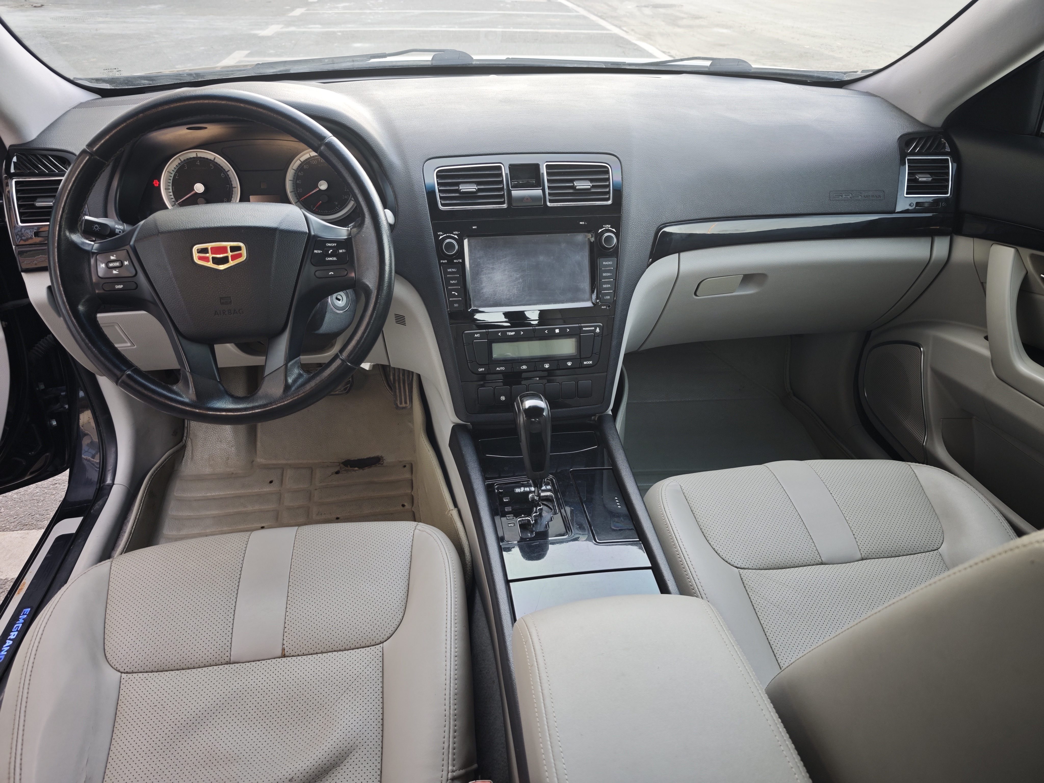 GEELY EC8 2014 car image #5