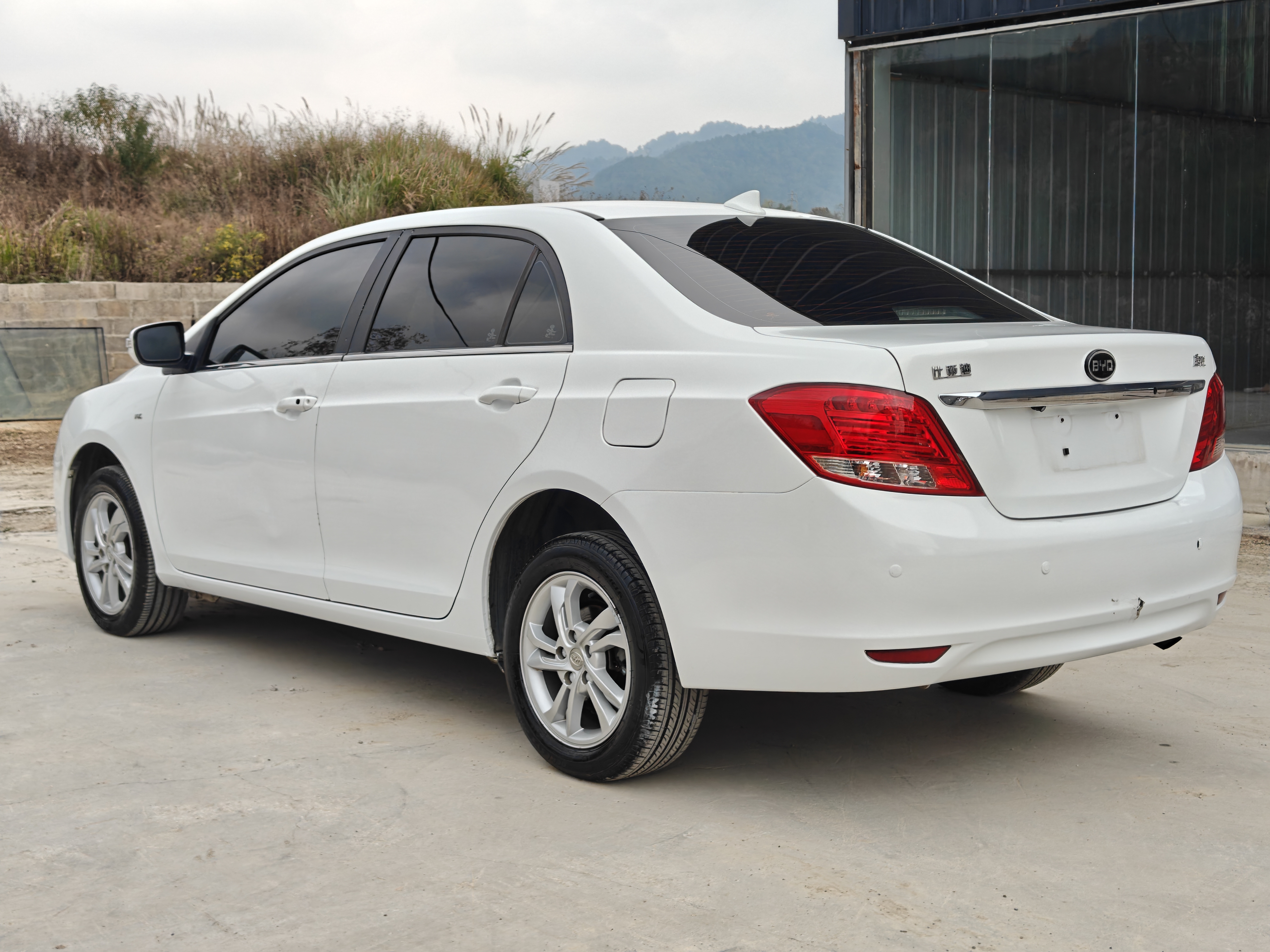 BYD SuRui 2014 immagine di auto #5