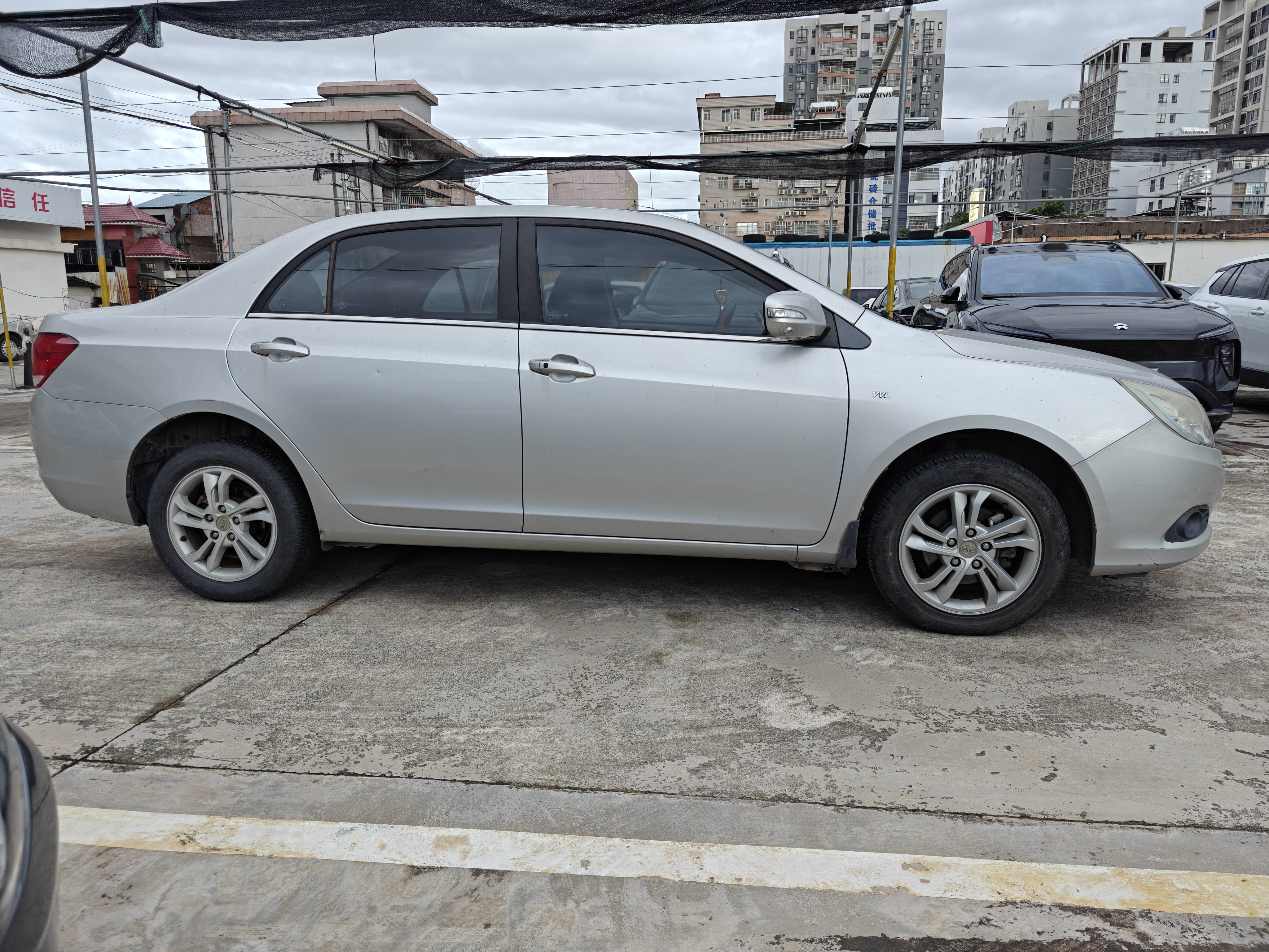 BYD SuRui 2014 car image #5