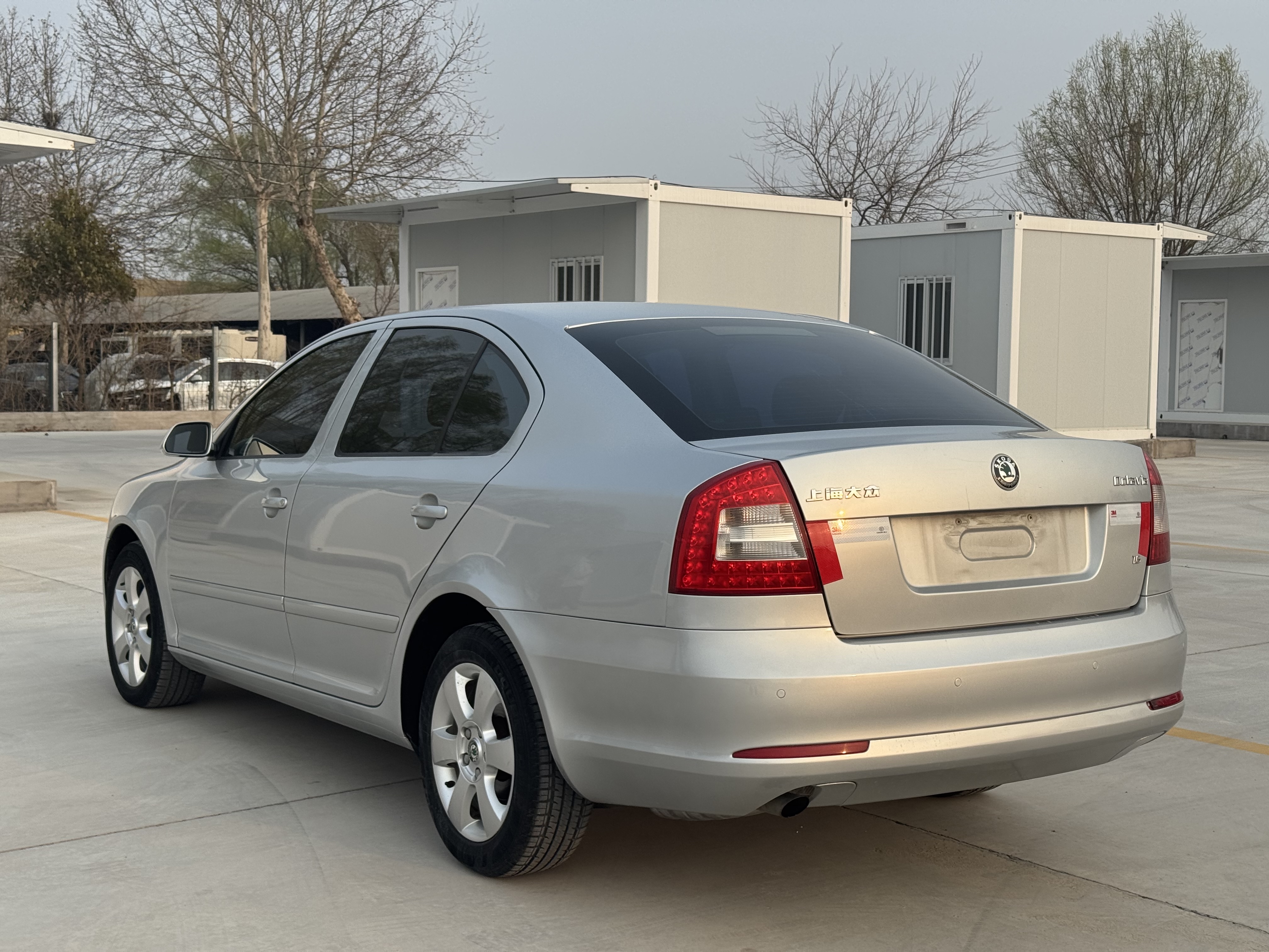 Skoda Octavia 2011 car image #5