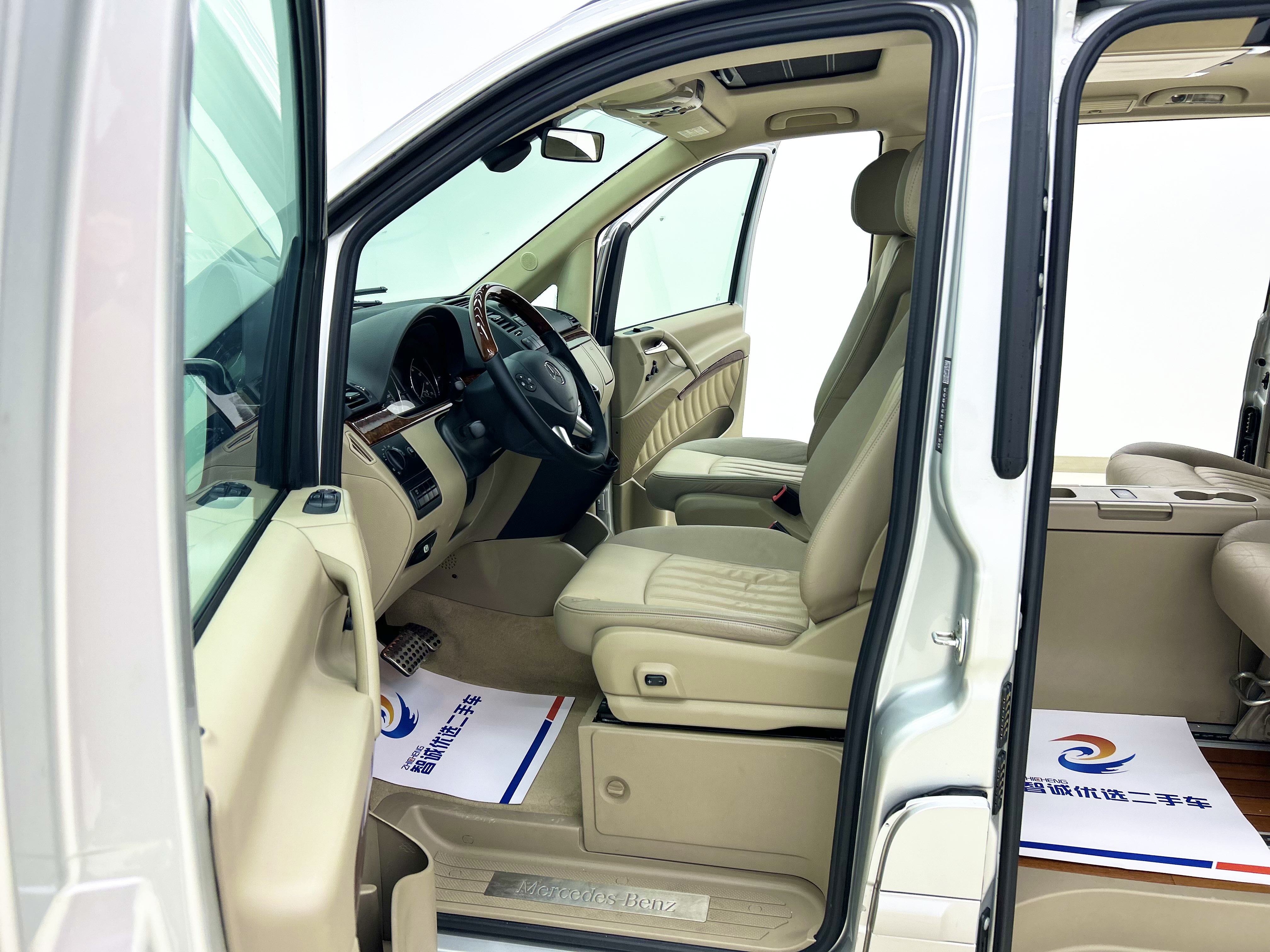 奔驰 唯雅诺 2014 汽车图片 #5