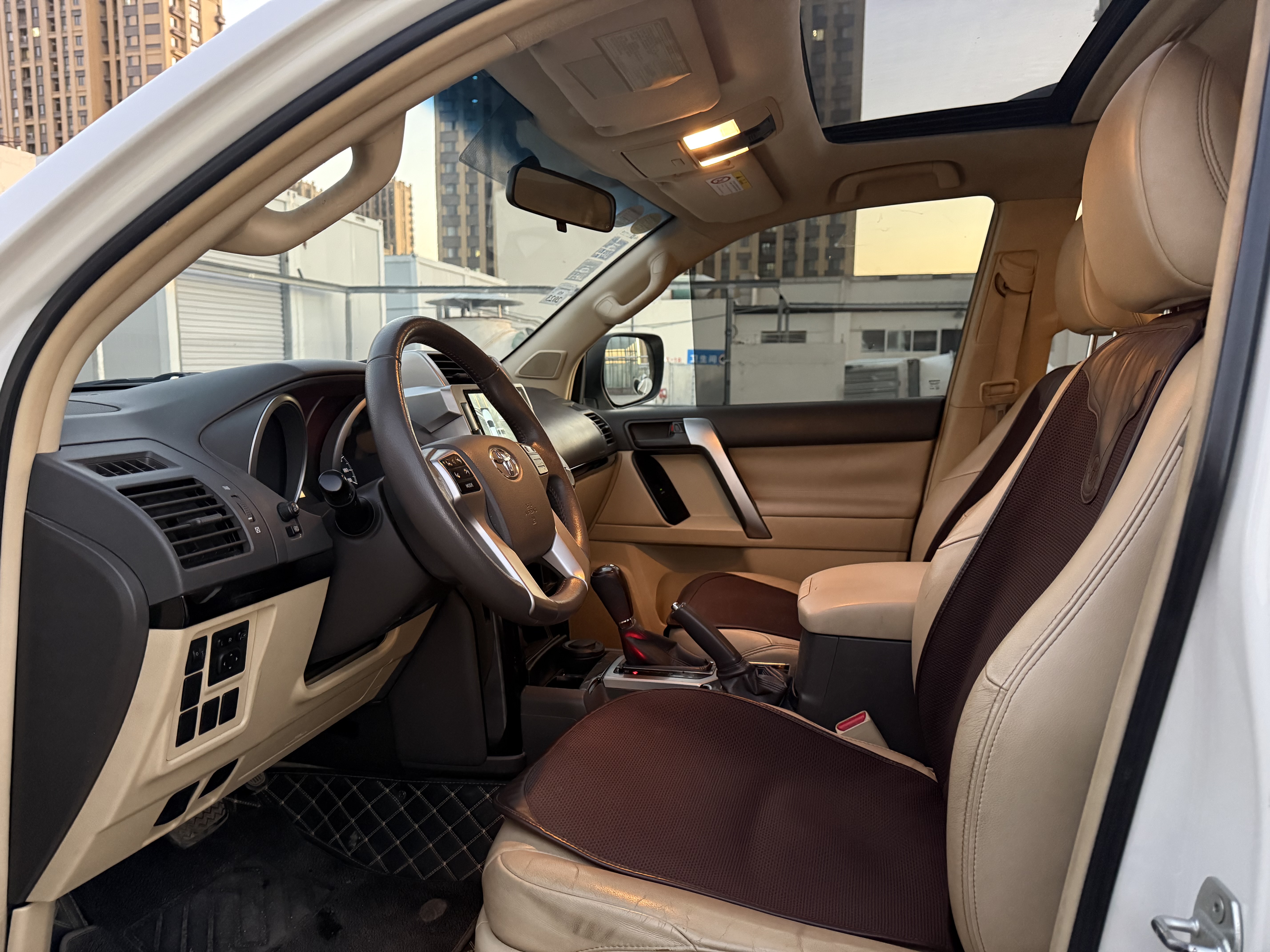 丰田 普拉多 2015 汽车图片 #5