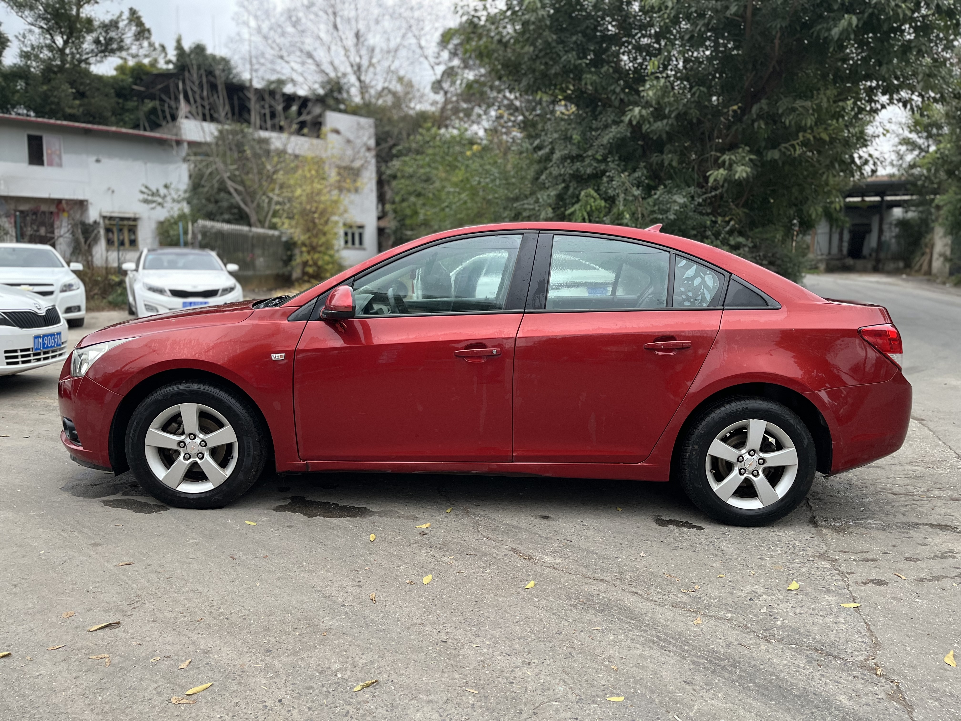 Chevrolet Cruze 2010 car image #5