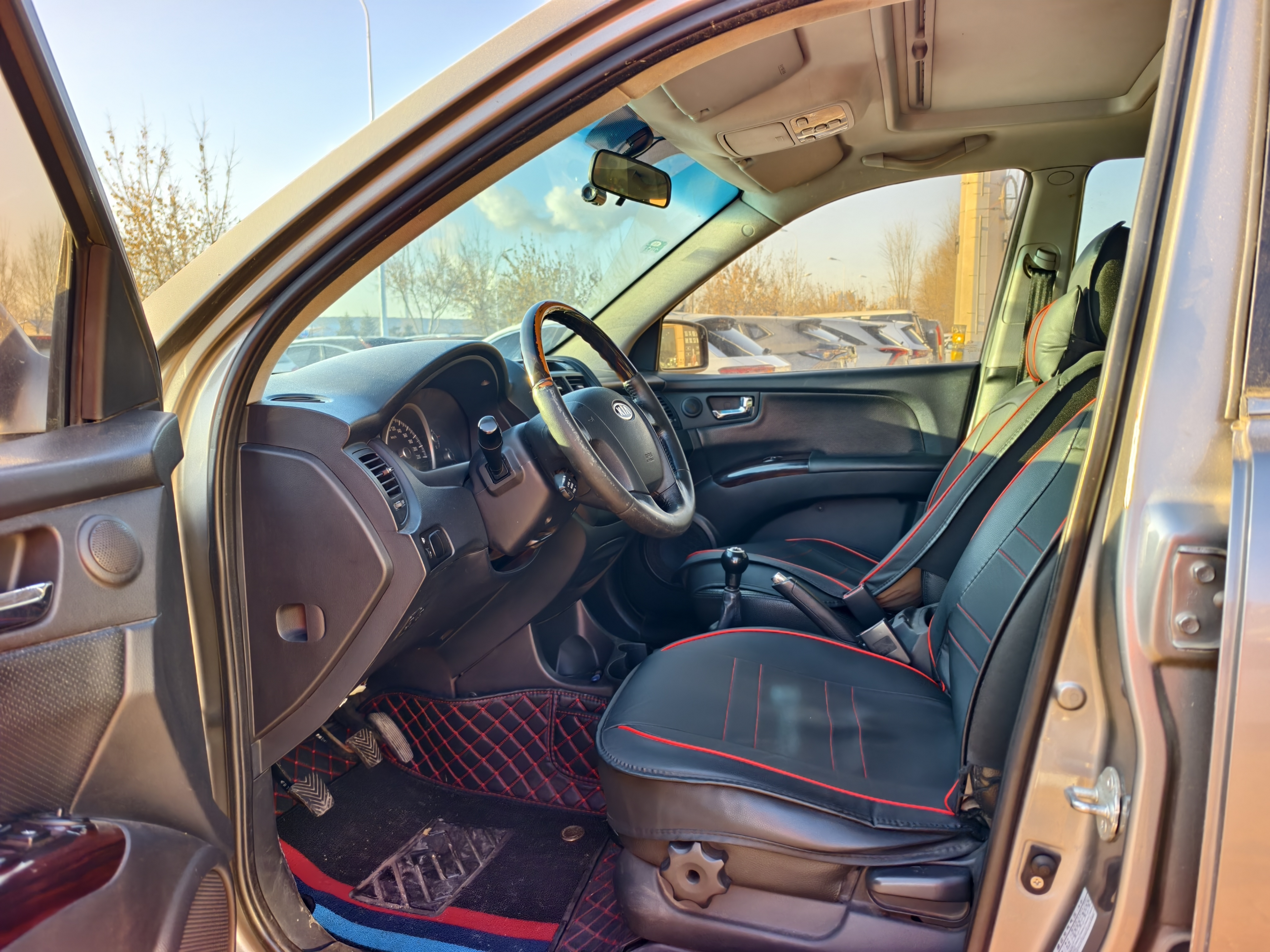 Kia Sportage 2010 car image #5