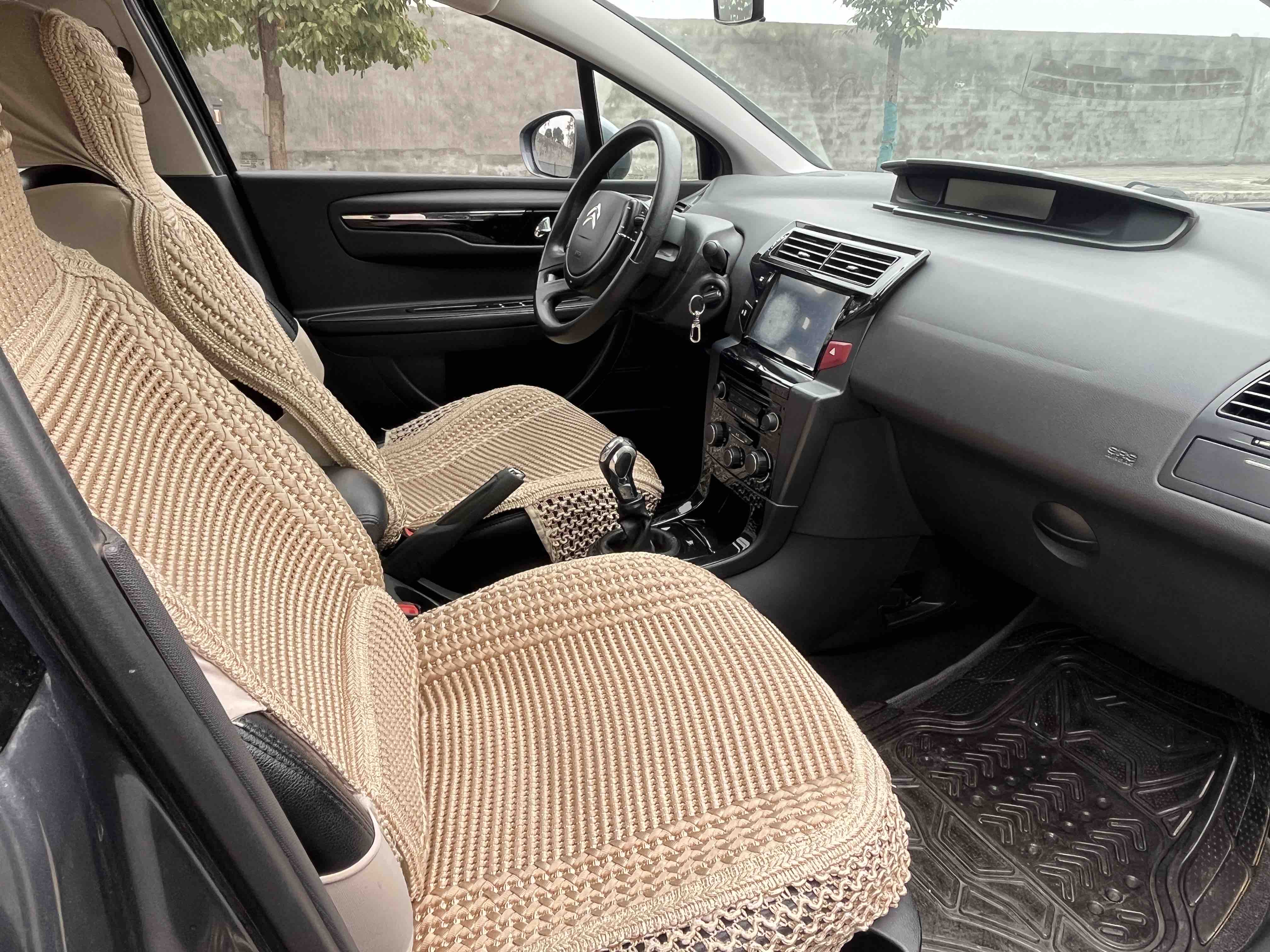 Citroen C-Quatre 2012 صورة سيارة #5