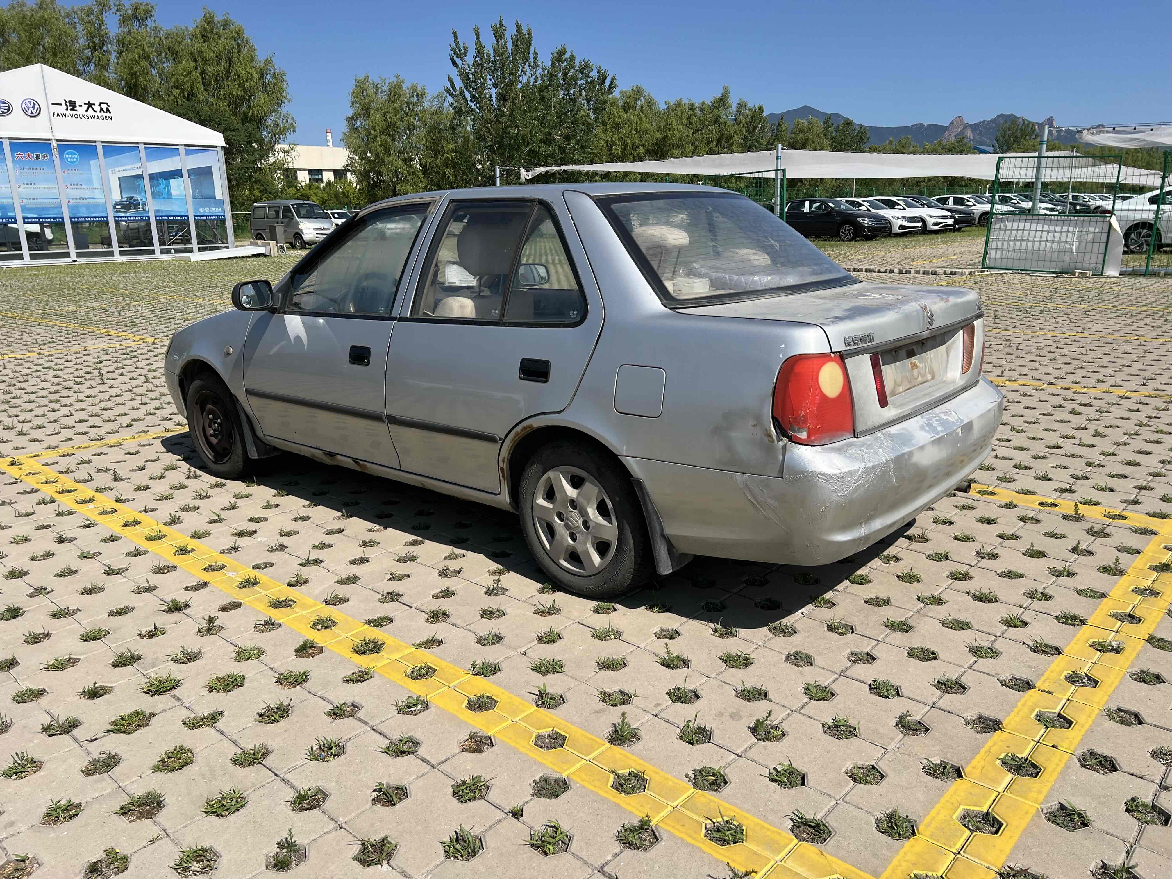 铃木 羚羊 2011 汽车图片 #5