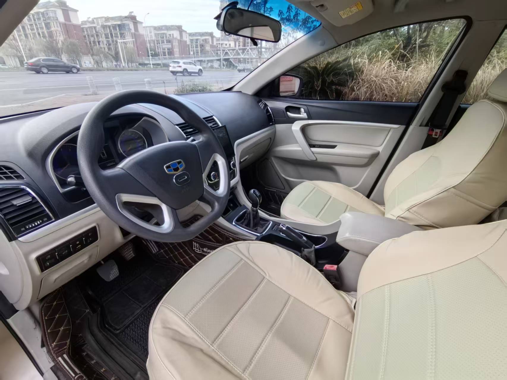 Emgrand 2015 #5 Emgrand 2015 car image #5