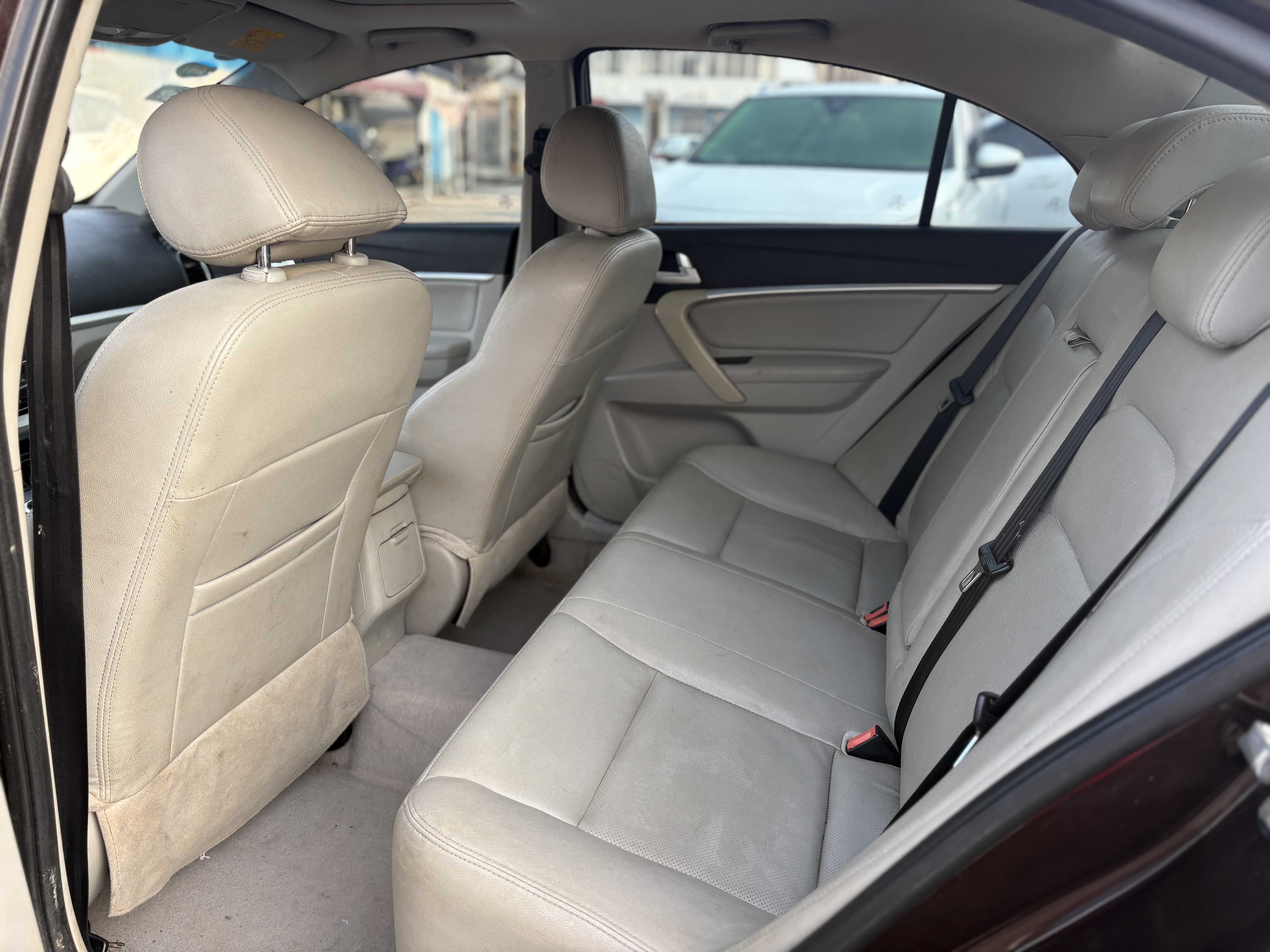 GEELY Emgrand 2015 #5 GEELY Emgrand 2015 car image #5