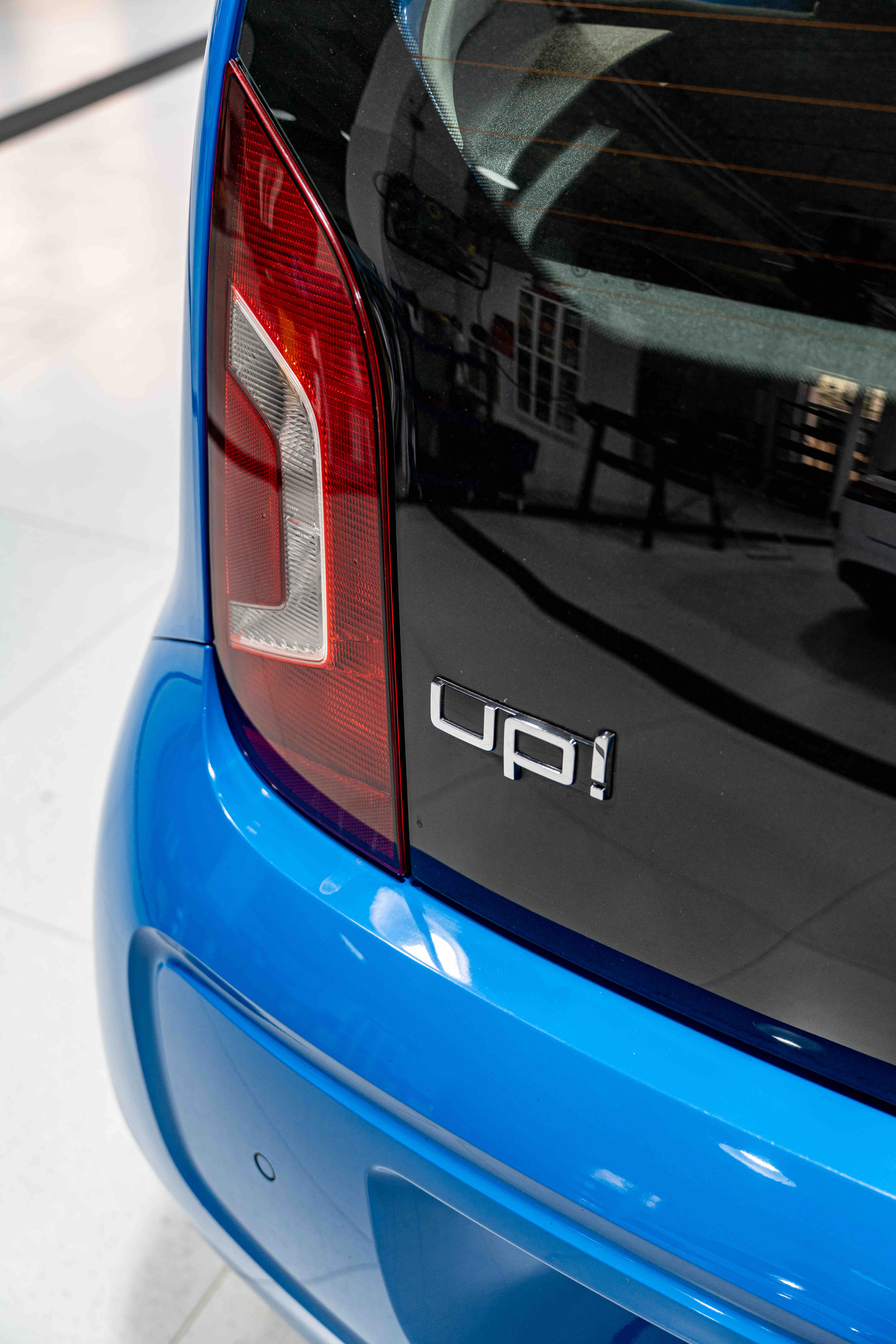 Volkswagen up! 2015 immagine di auto #5