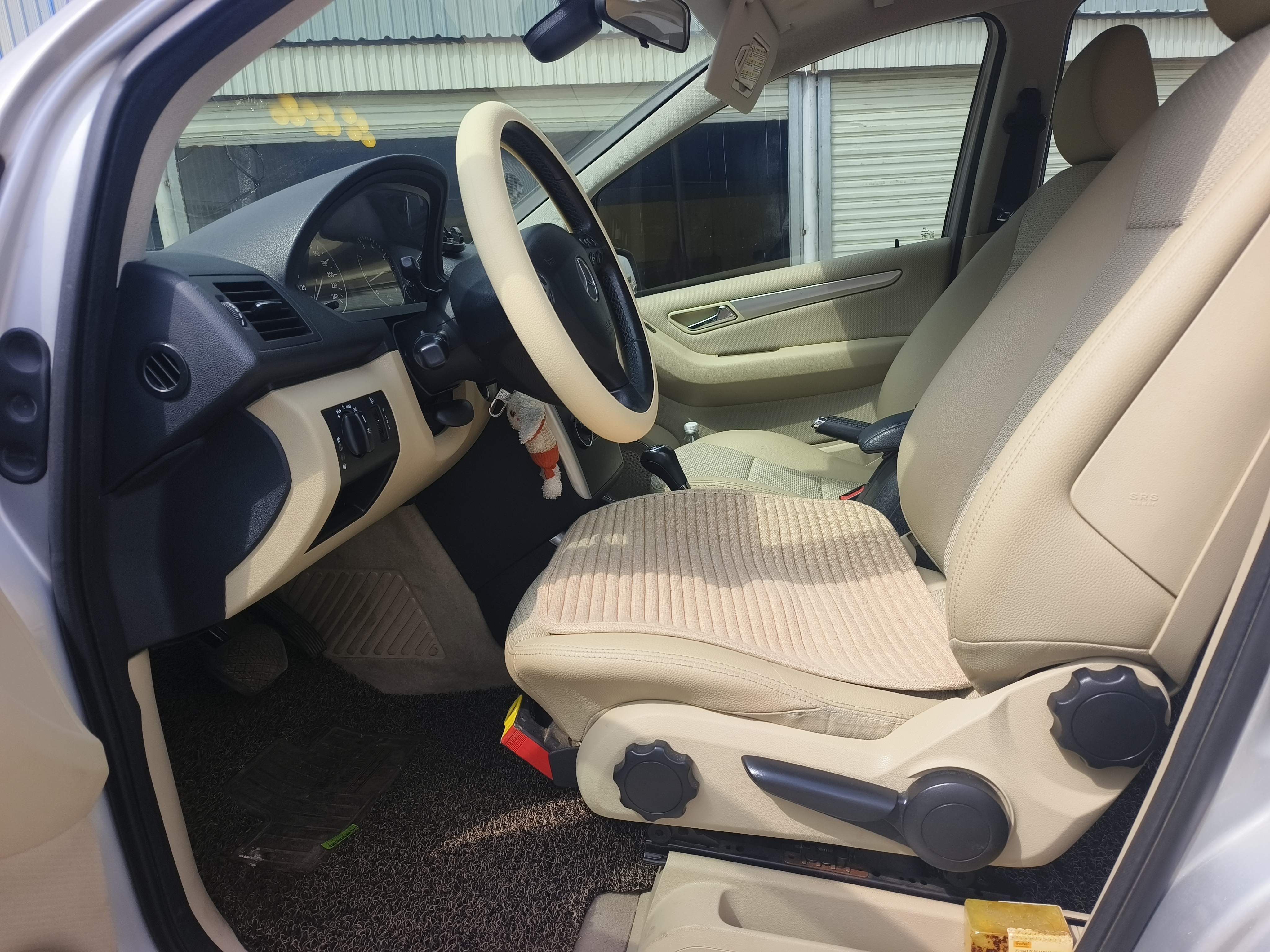 Mercedes-Benz A Class (Imported) 2011 car image #5