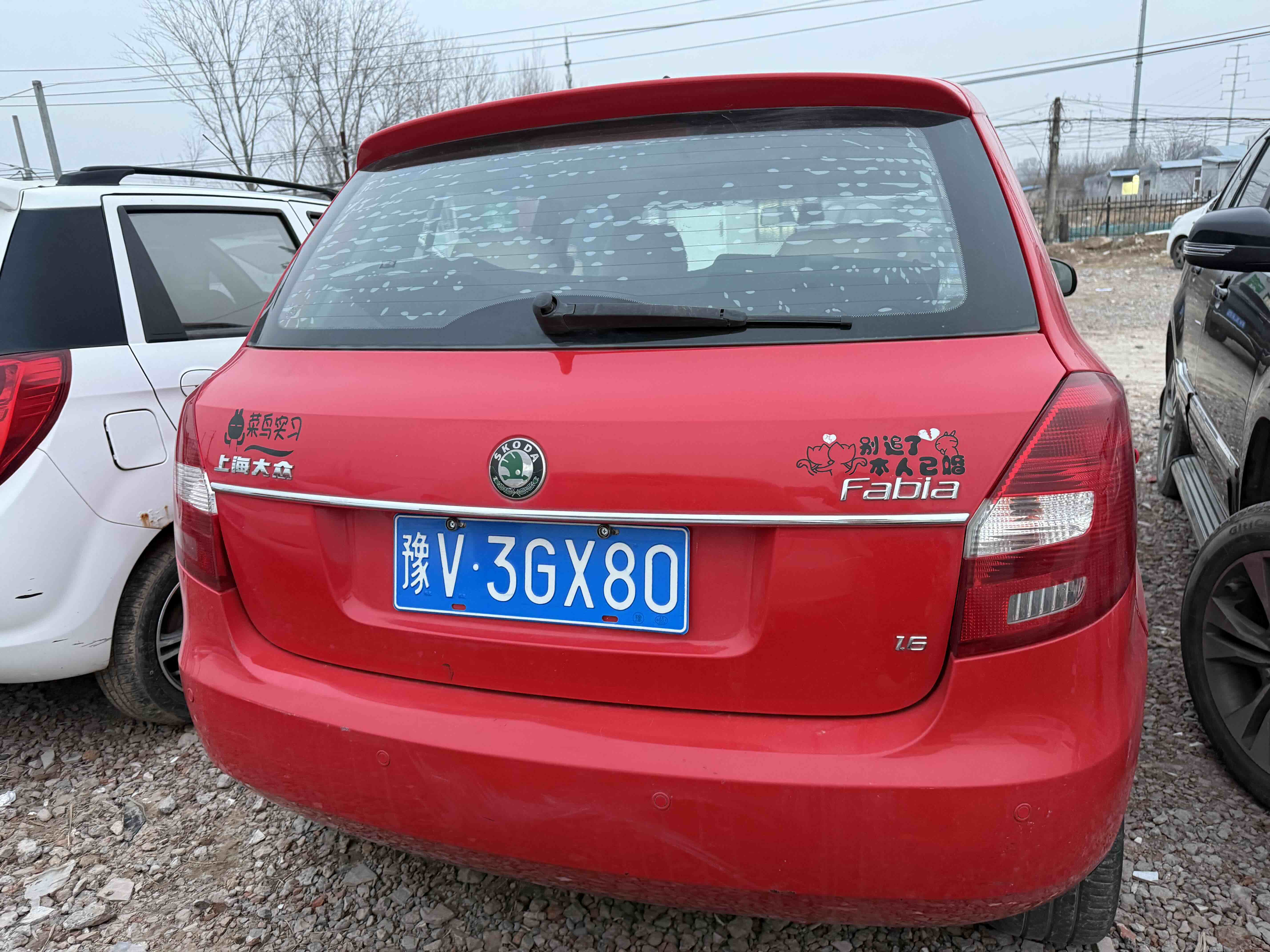 Skoda Fabia 2011 изображение автомобиля #5