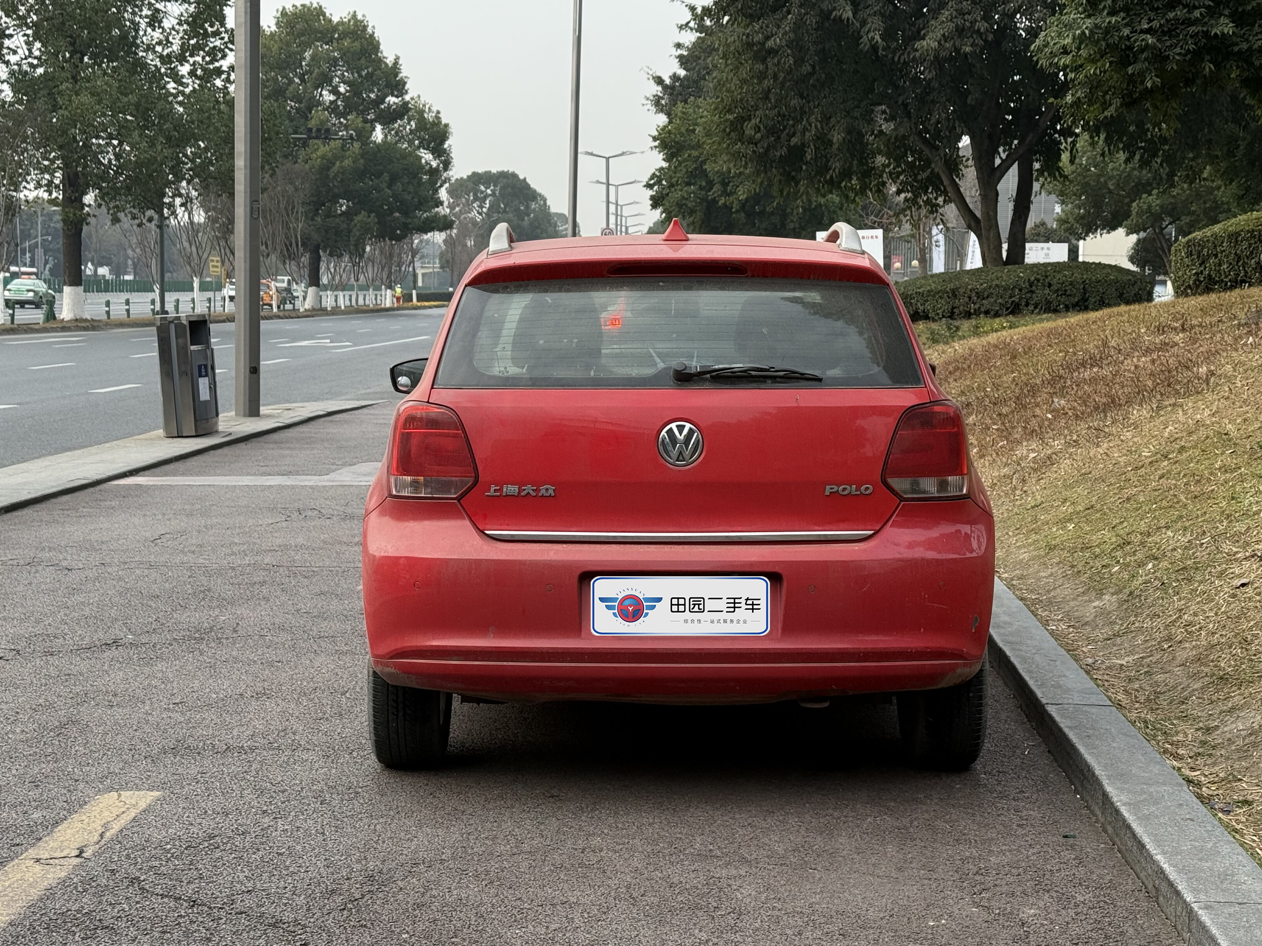 Volkswagen Polo 2012 car image #5