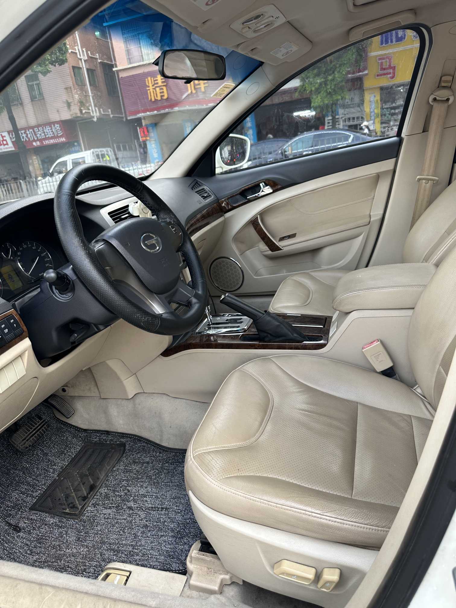 GAC Trumpchi GA5 2011 #5 GAC Trumpchi GA5 2011 car image #5