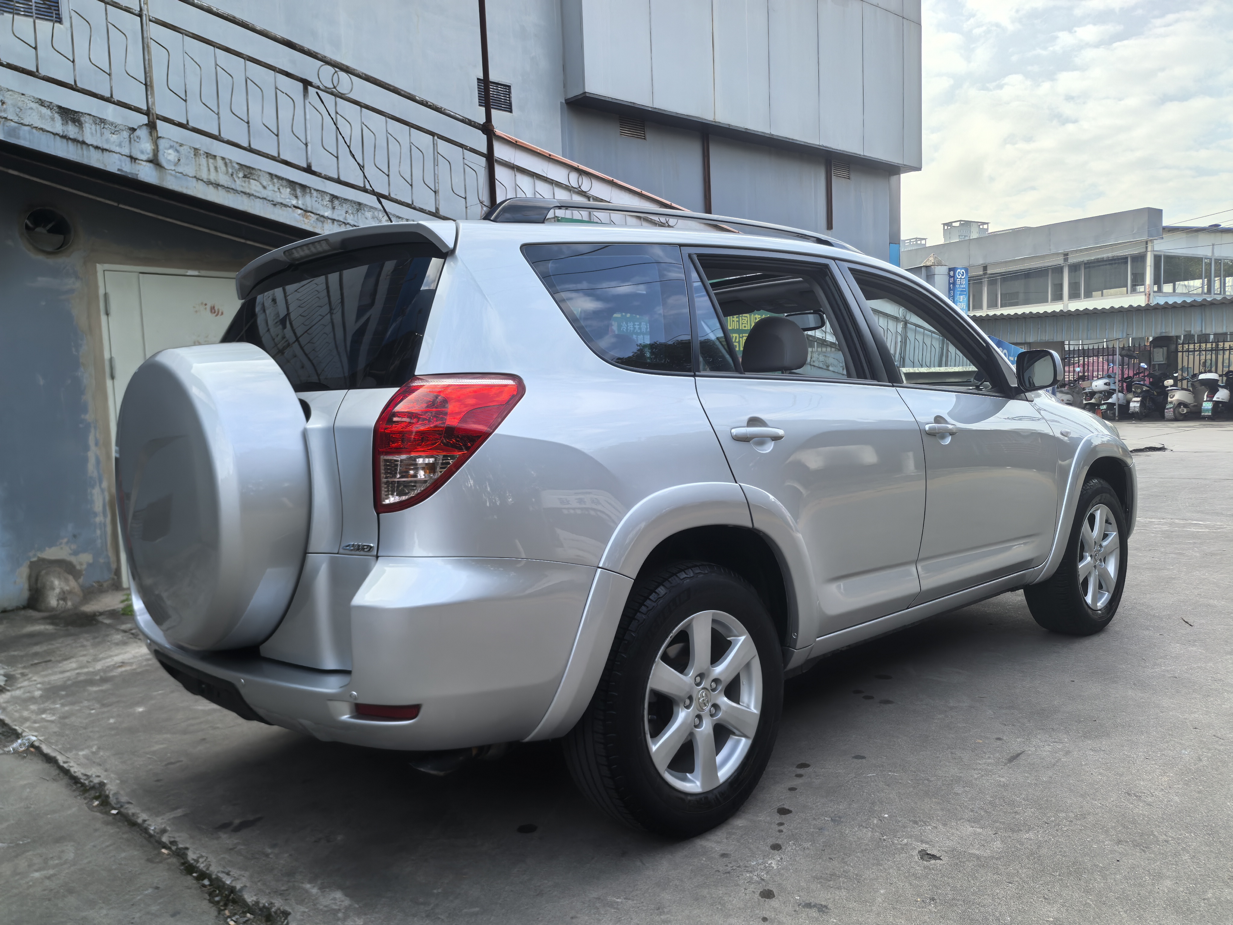 Toyota RAV4 (Imported) 2009 #5 Toyota RAV4 (Imported) 2009 immagine di auto #5