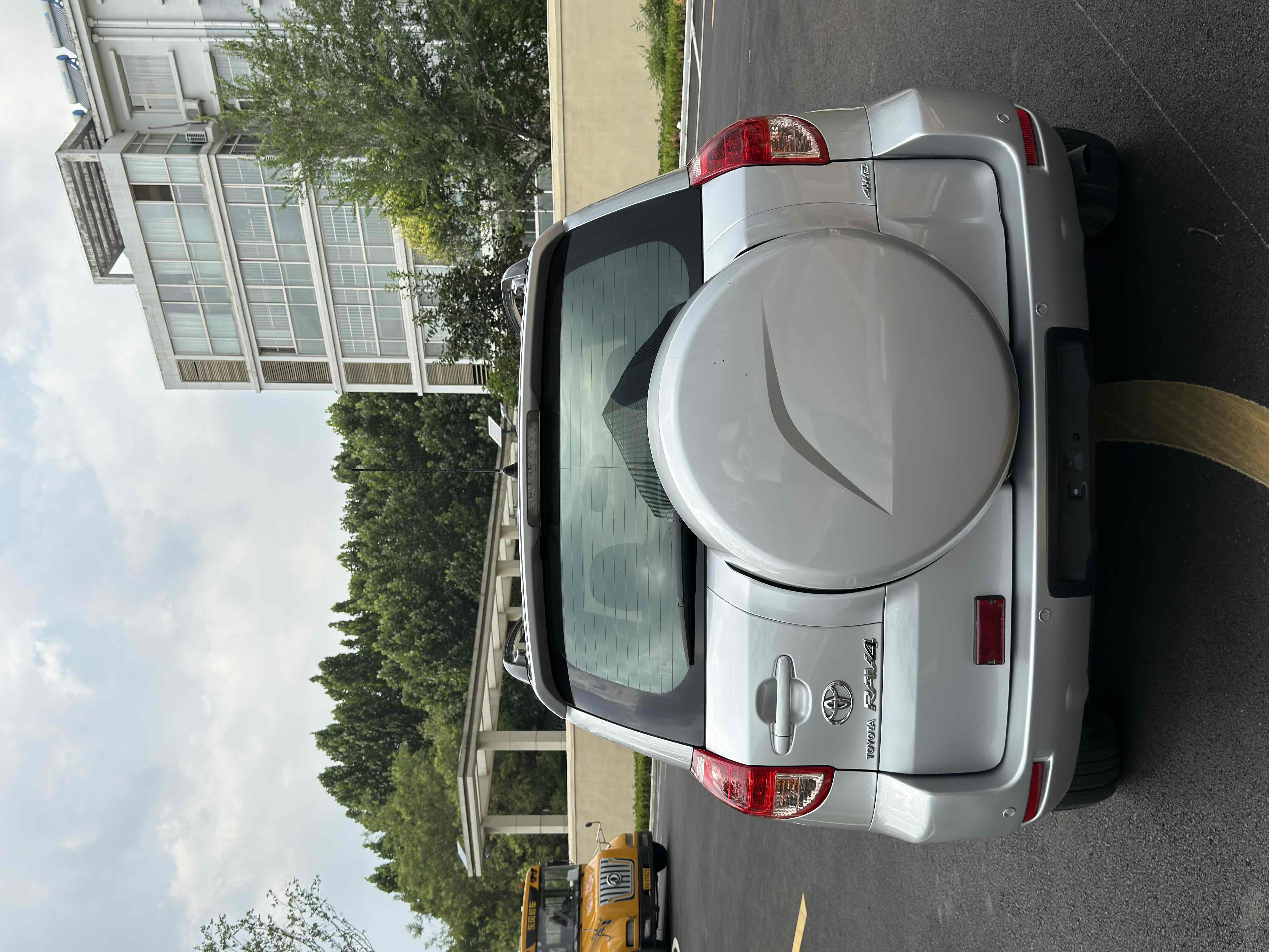 Toyota RAV4 (Imported) 2009 image de voiture #5