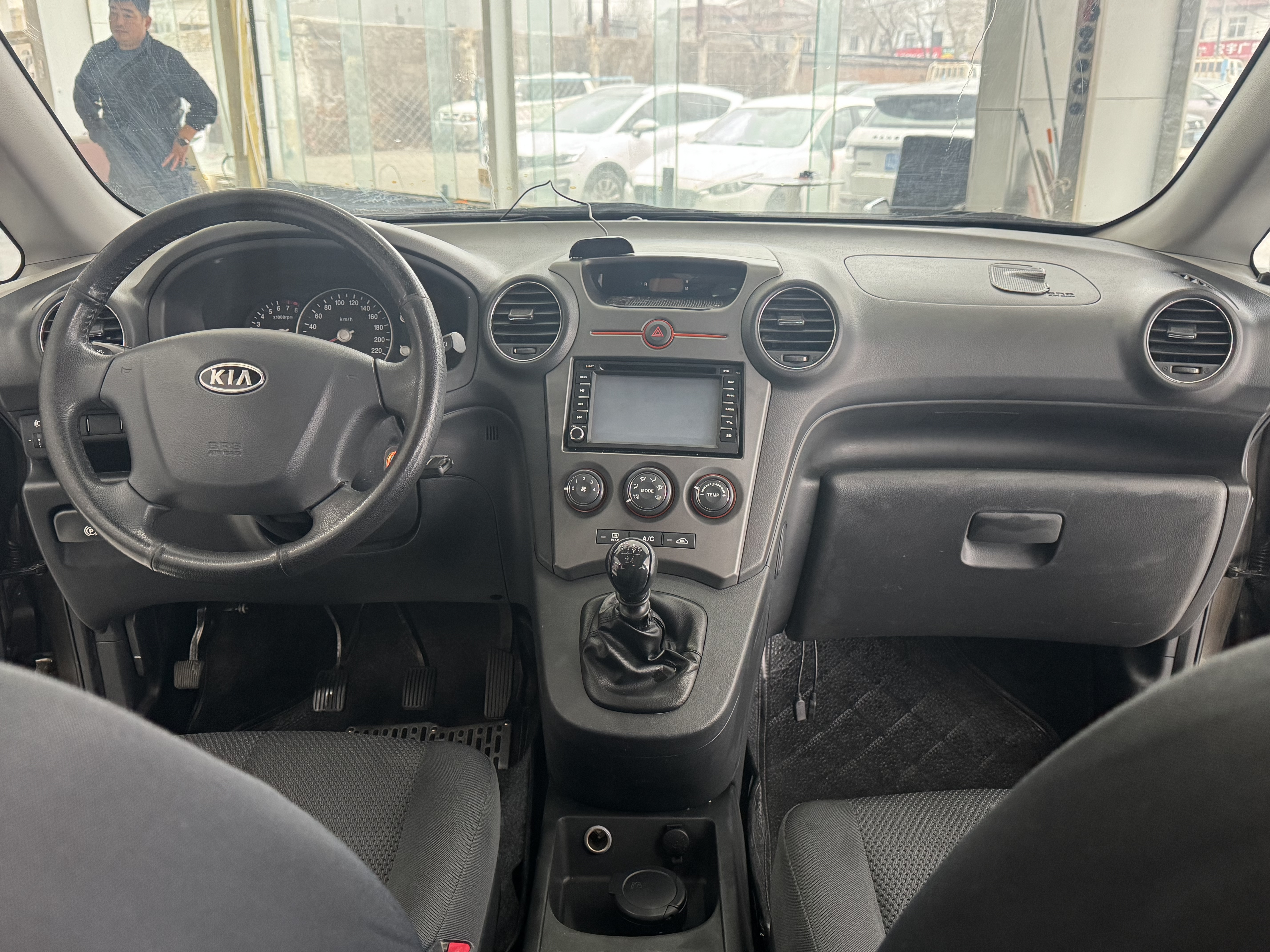 起亚 佳乐 2012 汽车图片 #5