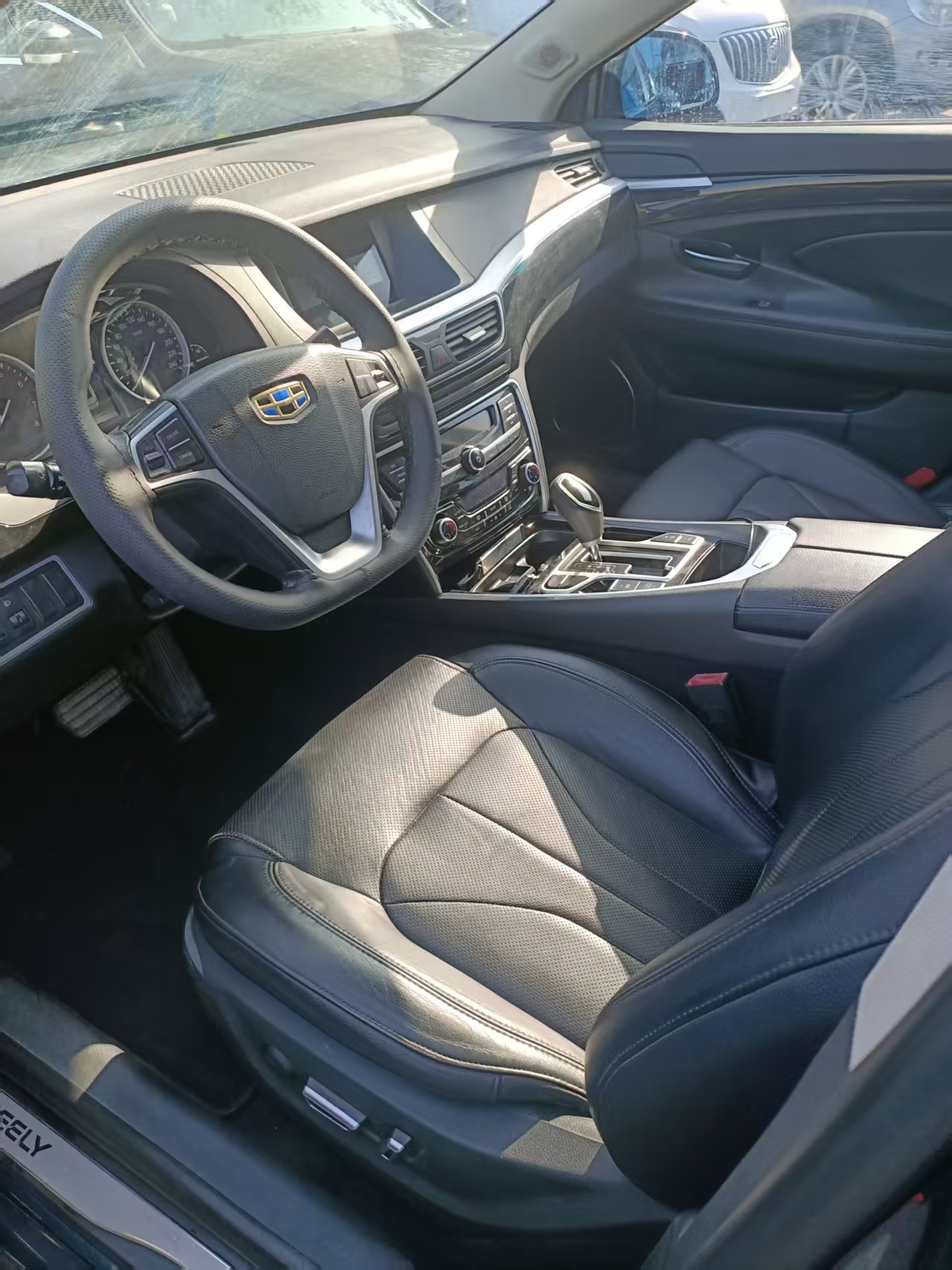 GEELY Ulion 2016 #5 GEELY Ulion 2016 immagine di auto #5