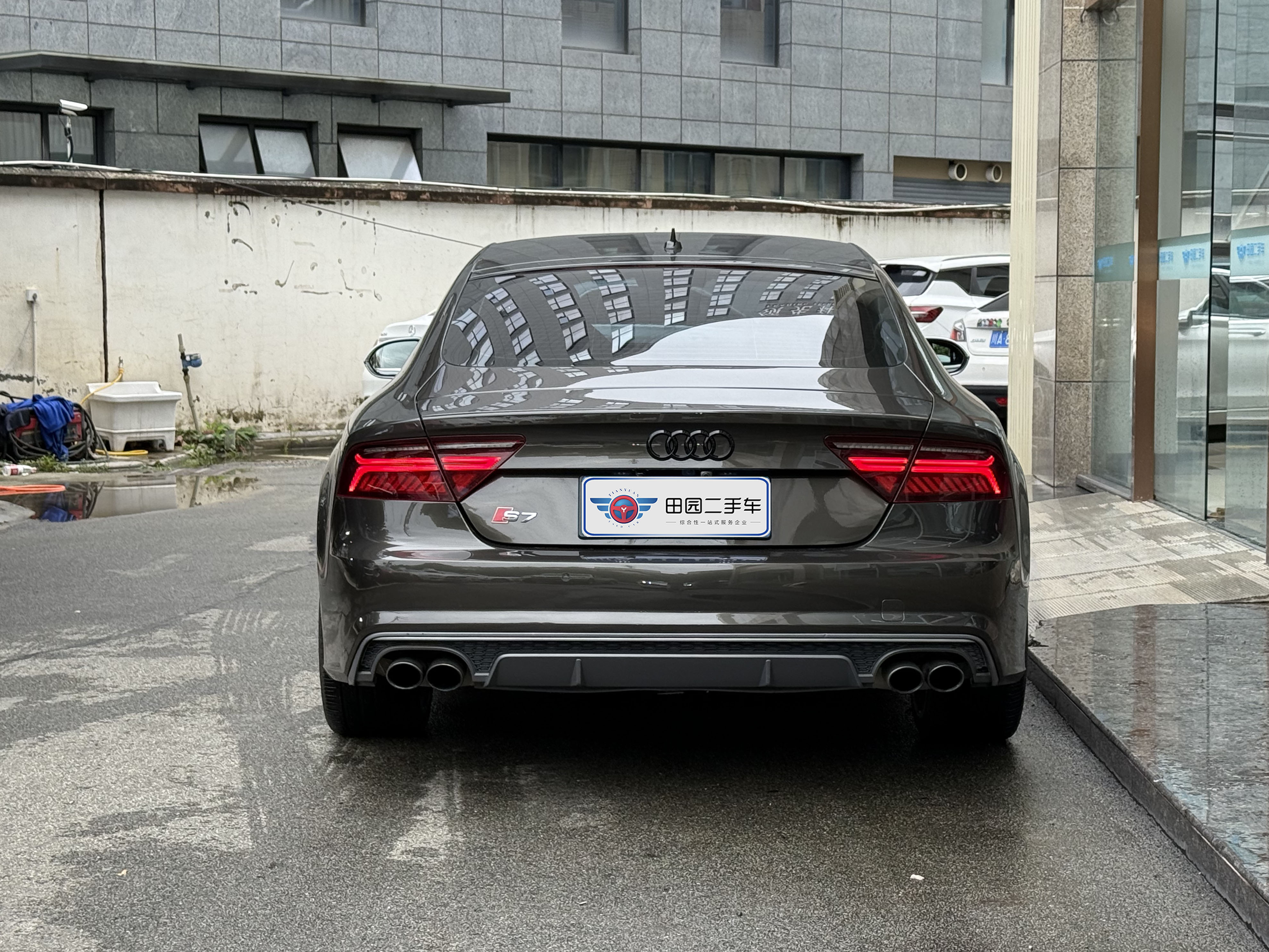 Audi S7 2017 car image #5