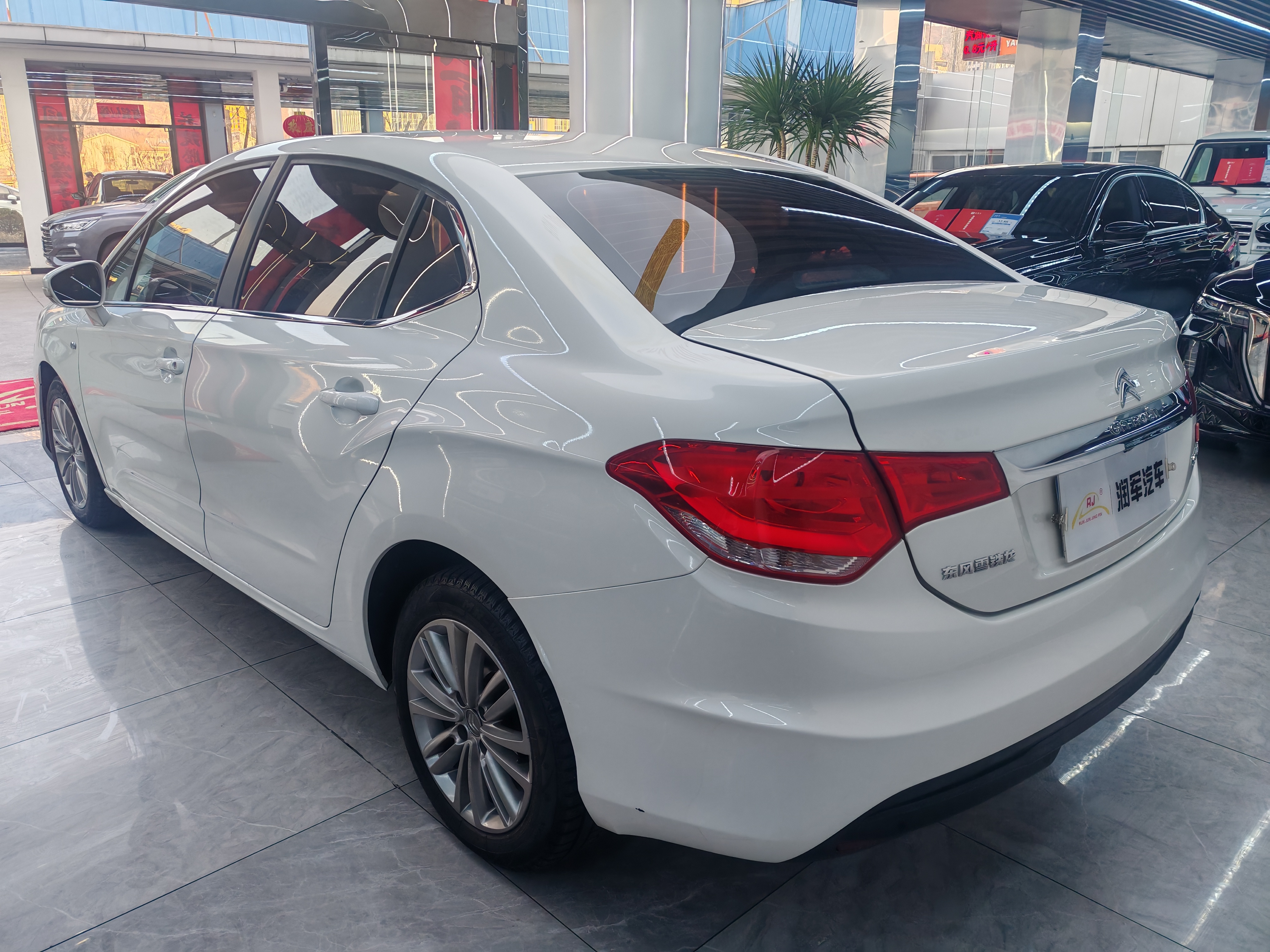 Citroen C4L 2016 imagem de carro #5