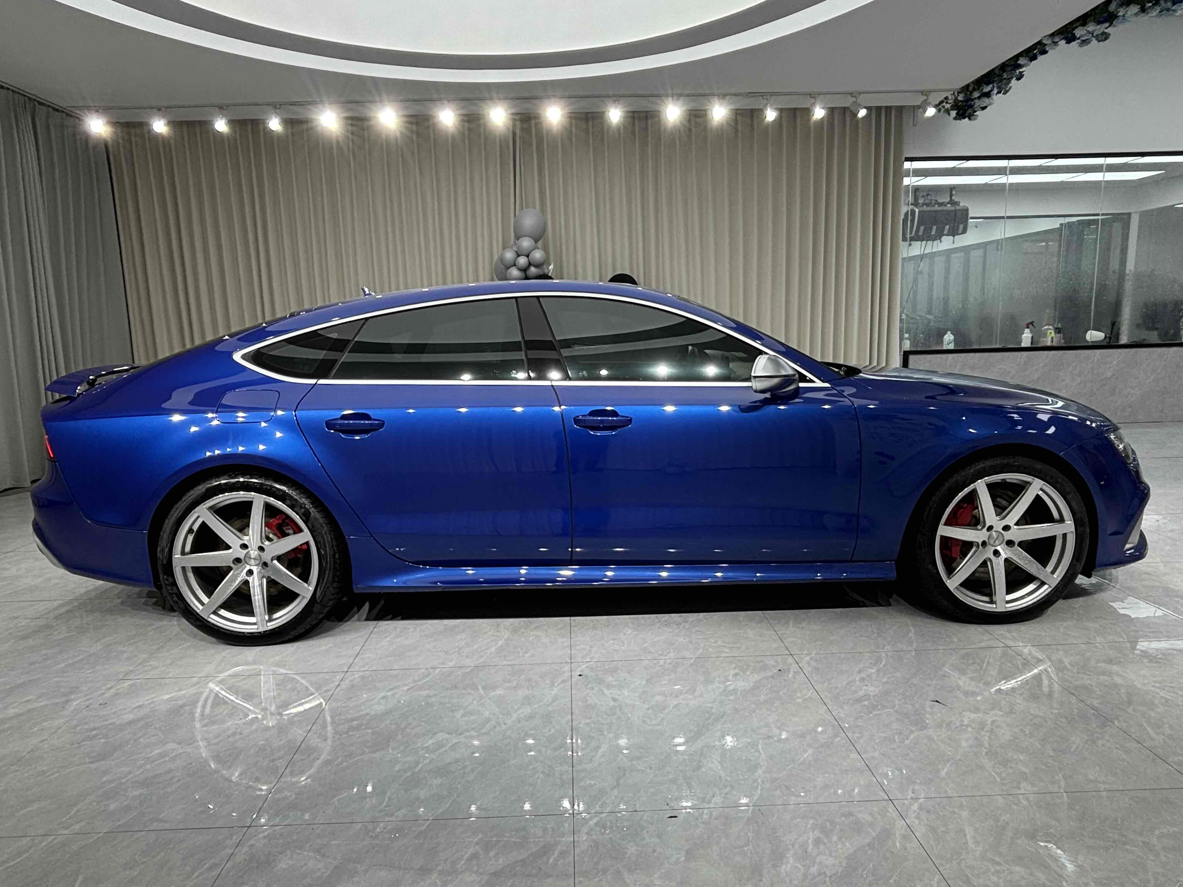 Audi RS 7 2017 car image #5